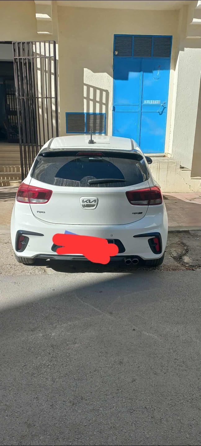 Kia rio gt line 1 ère main particulier