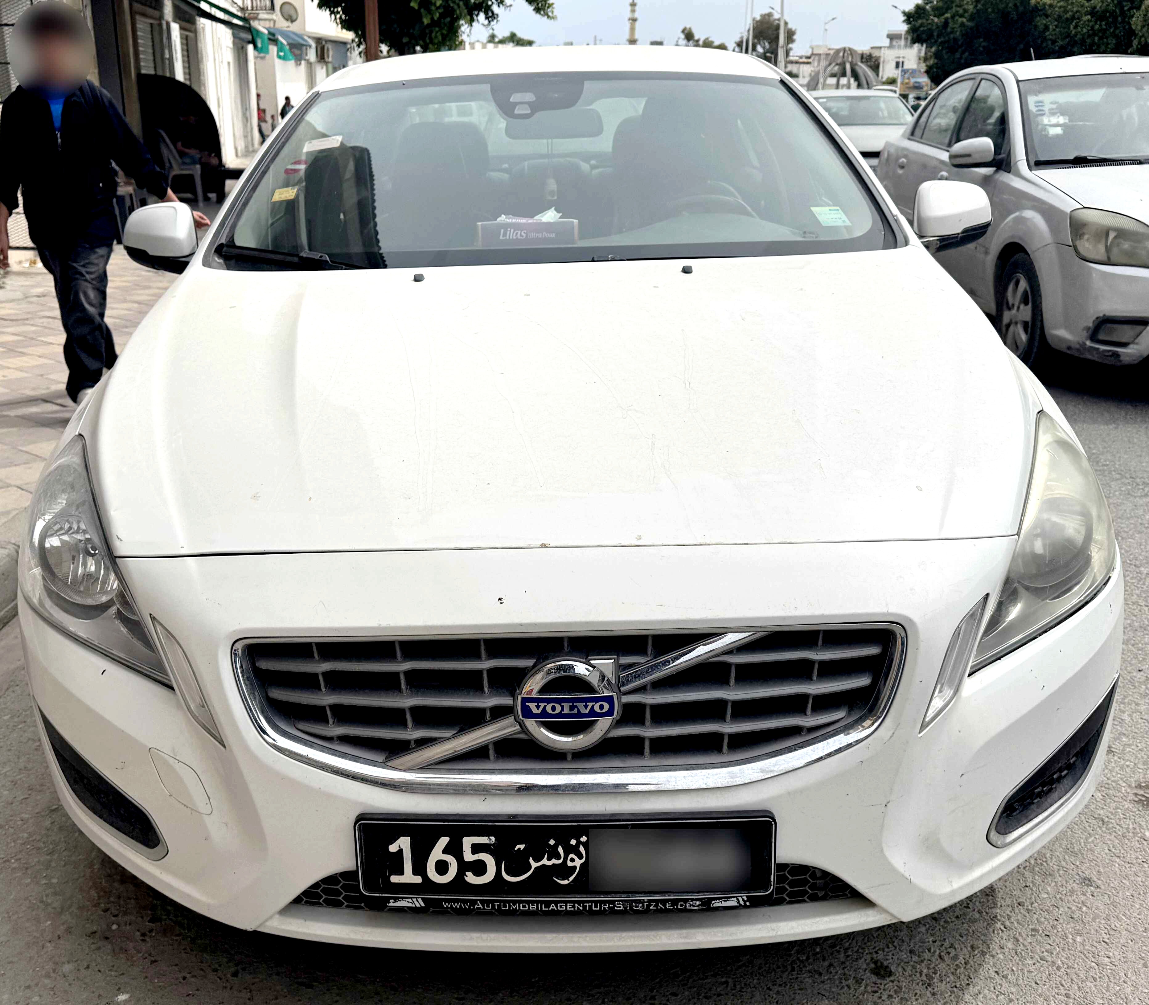 Volvo s60 blanche