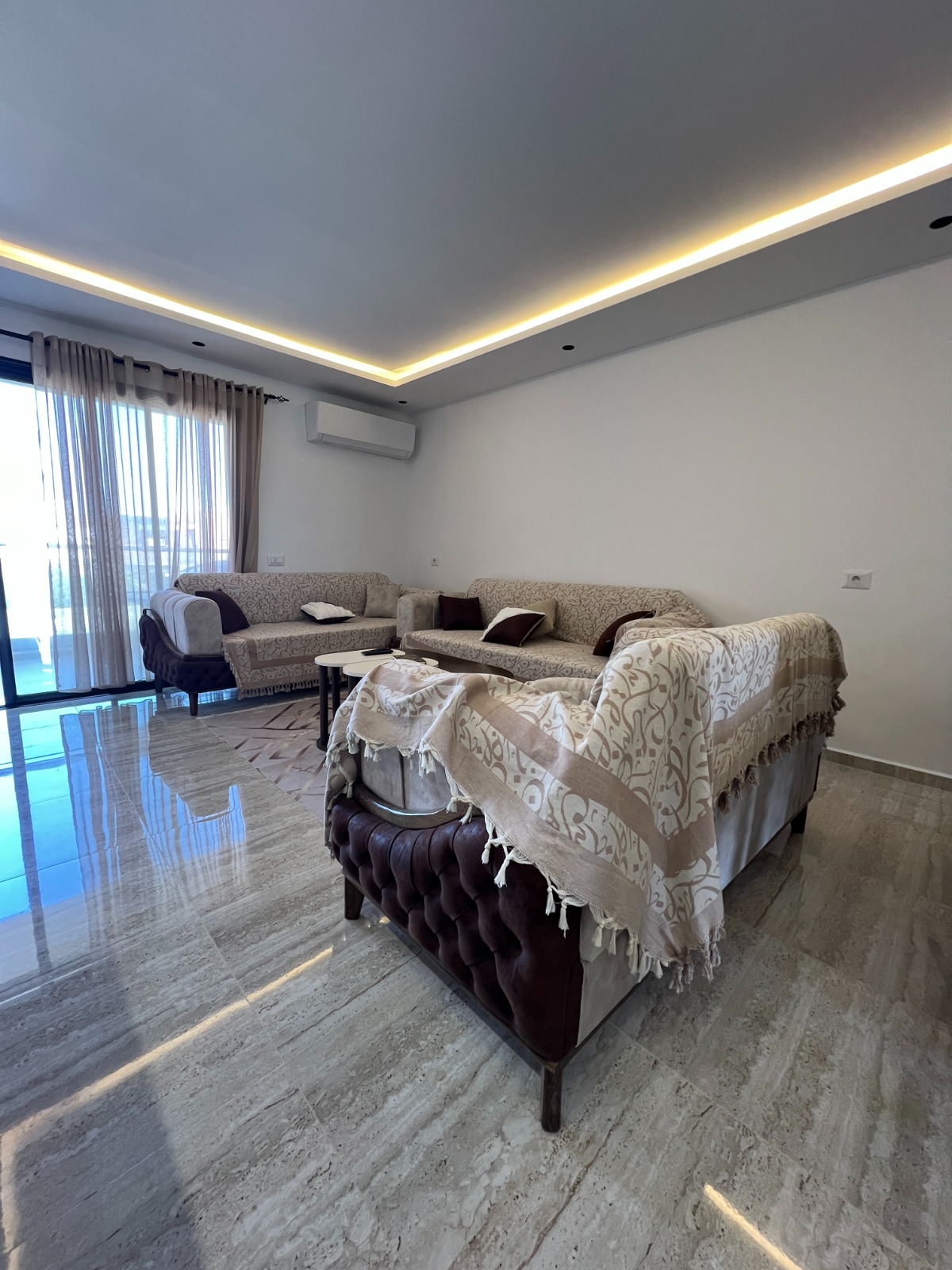 Appartement haut standing a plage hammem el ghzez