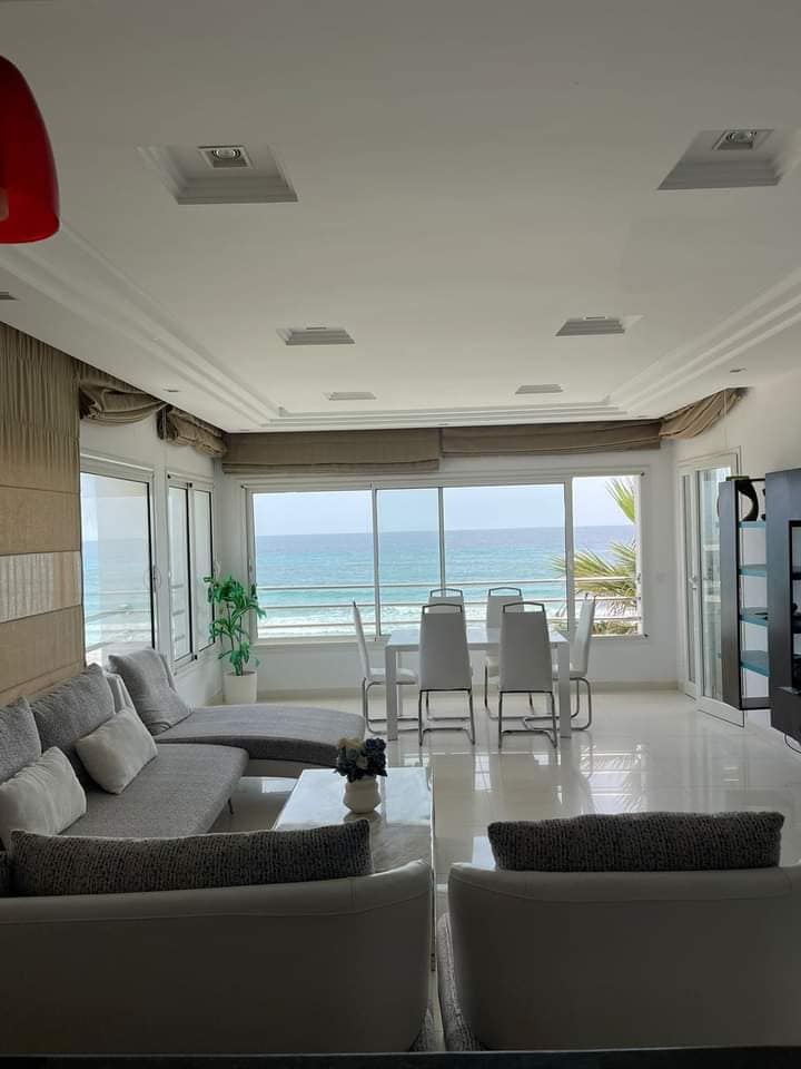 Luxueux appartement pieds dans leau
