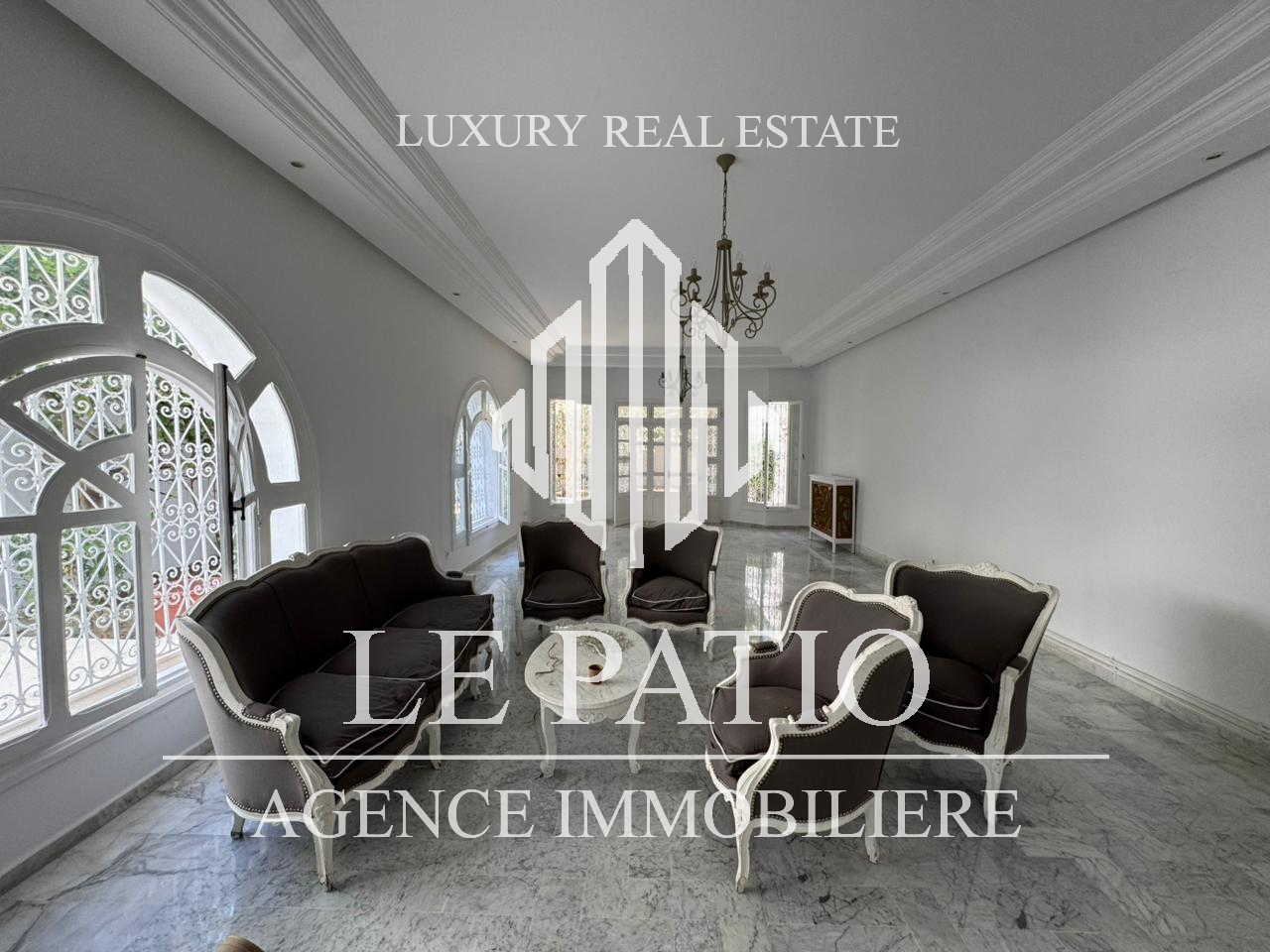 Une grande villa s5 située à sidi daoud la marsa