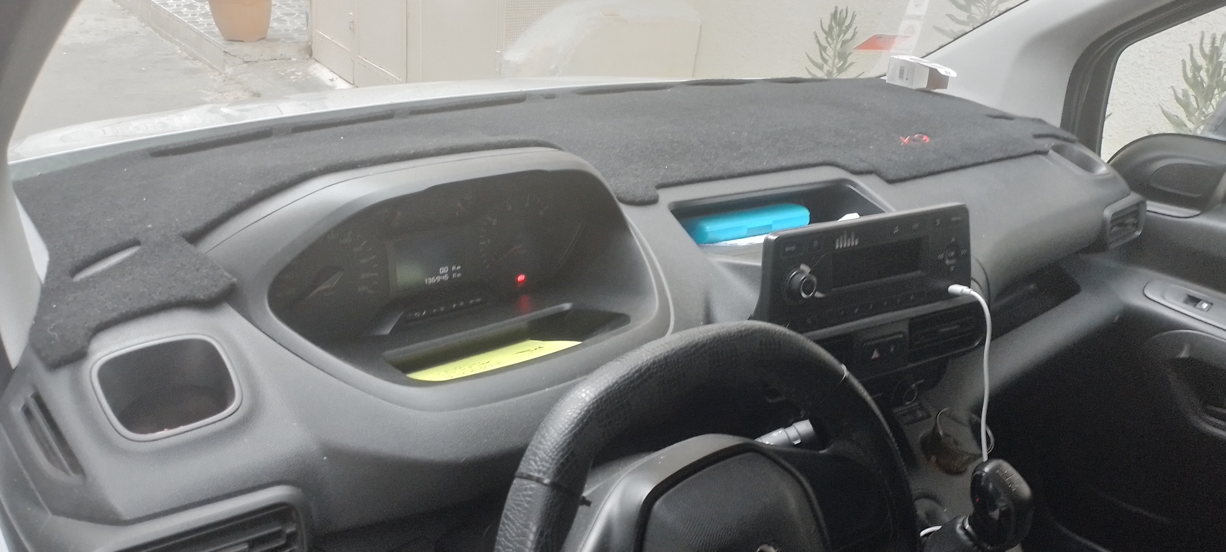 Peugeot partner k9