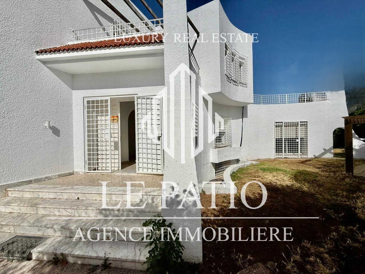 Villa s6 chambres à cité les pins la marsa