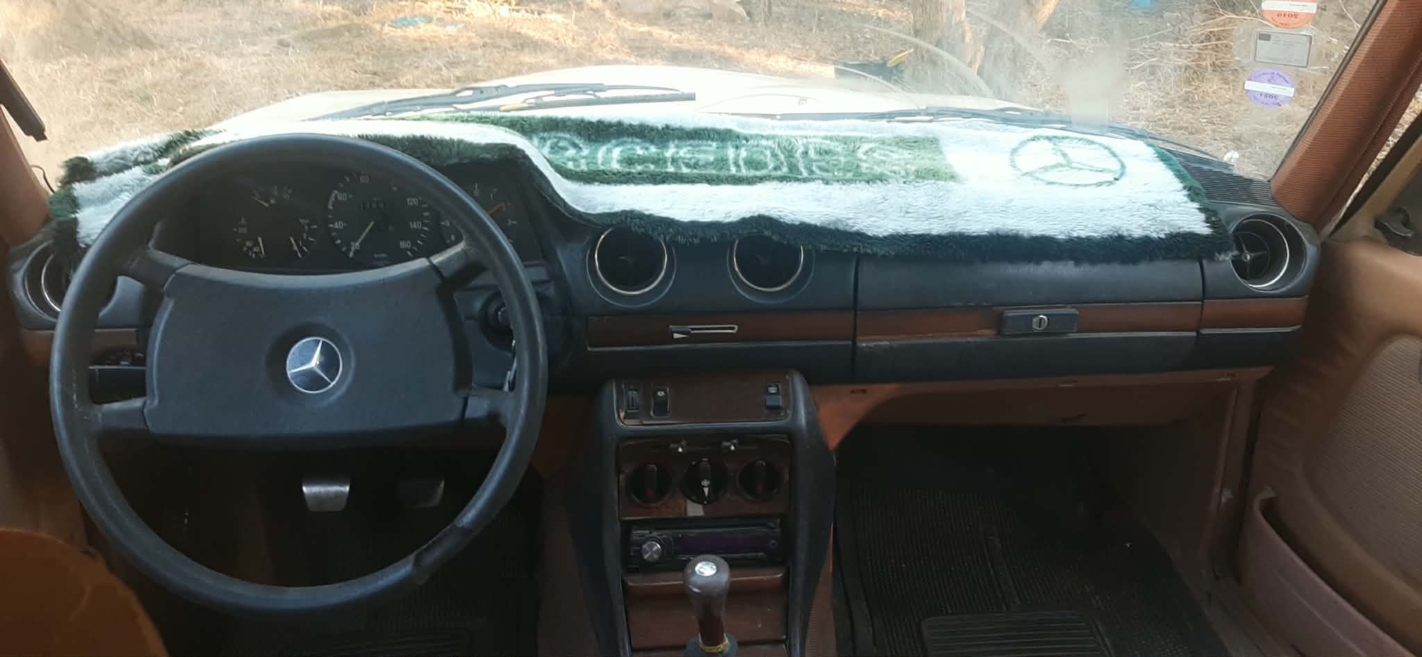 Mercedes 240d