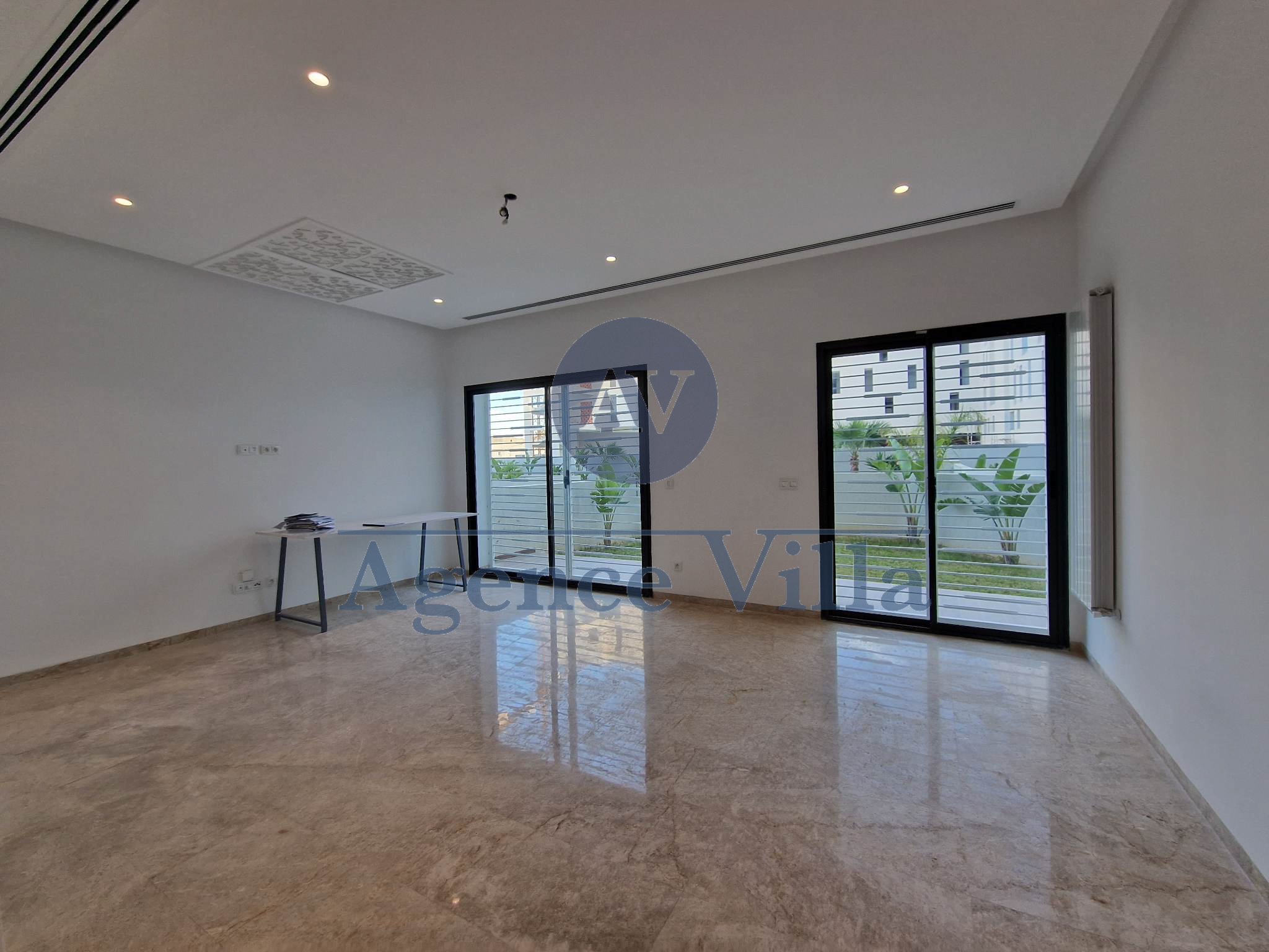 Un duplex avec jardins aux jardins de carthage