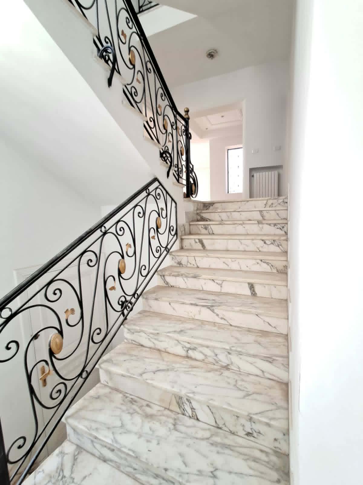 Ennasr 2 villa s6 avec jardin