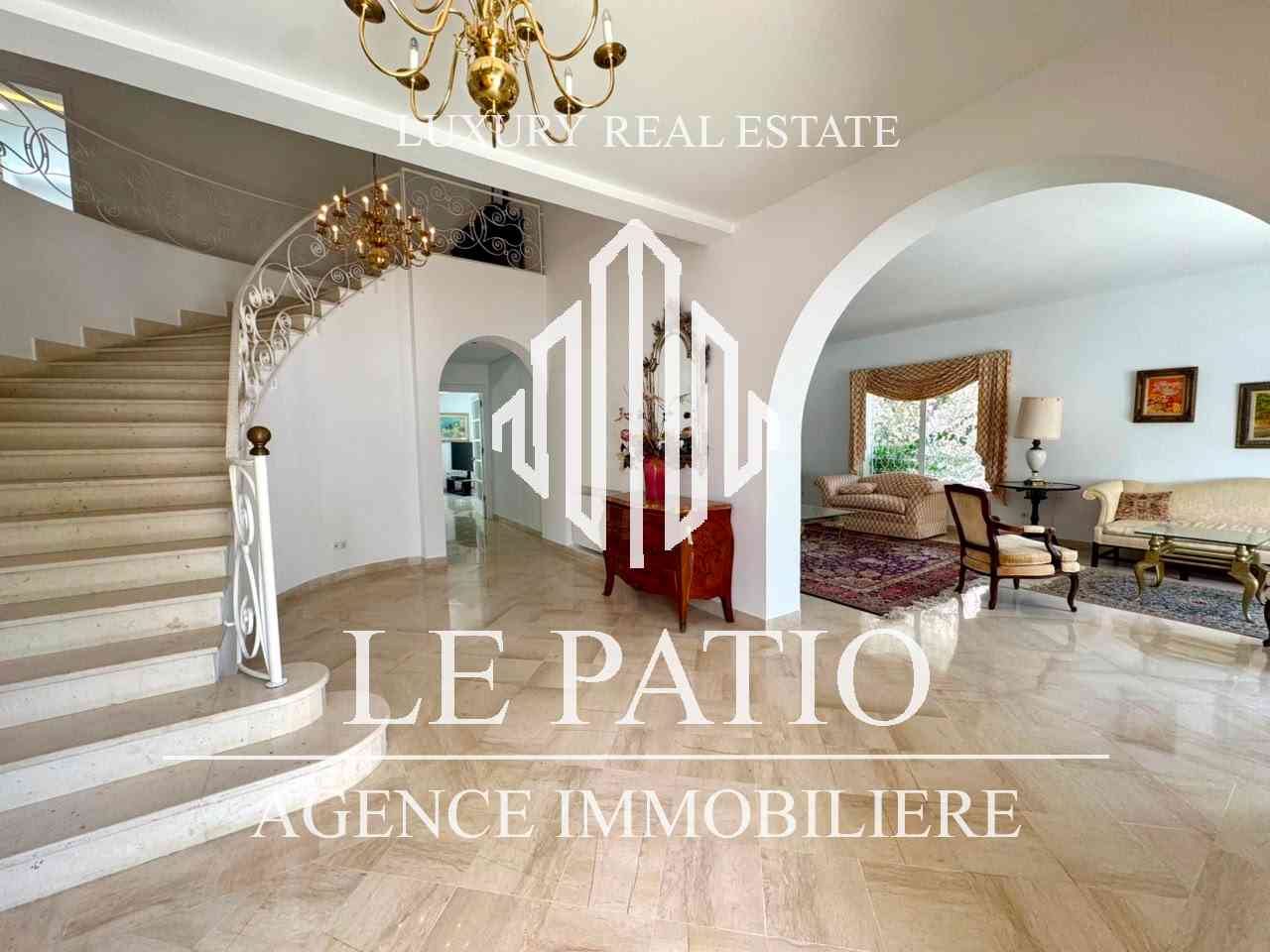 Villa meublée à gammarth sup