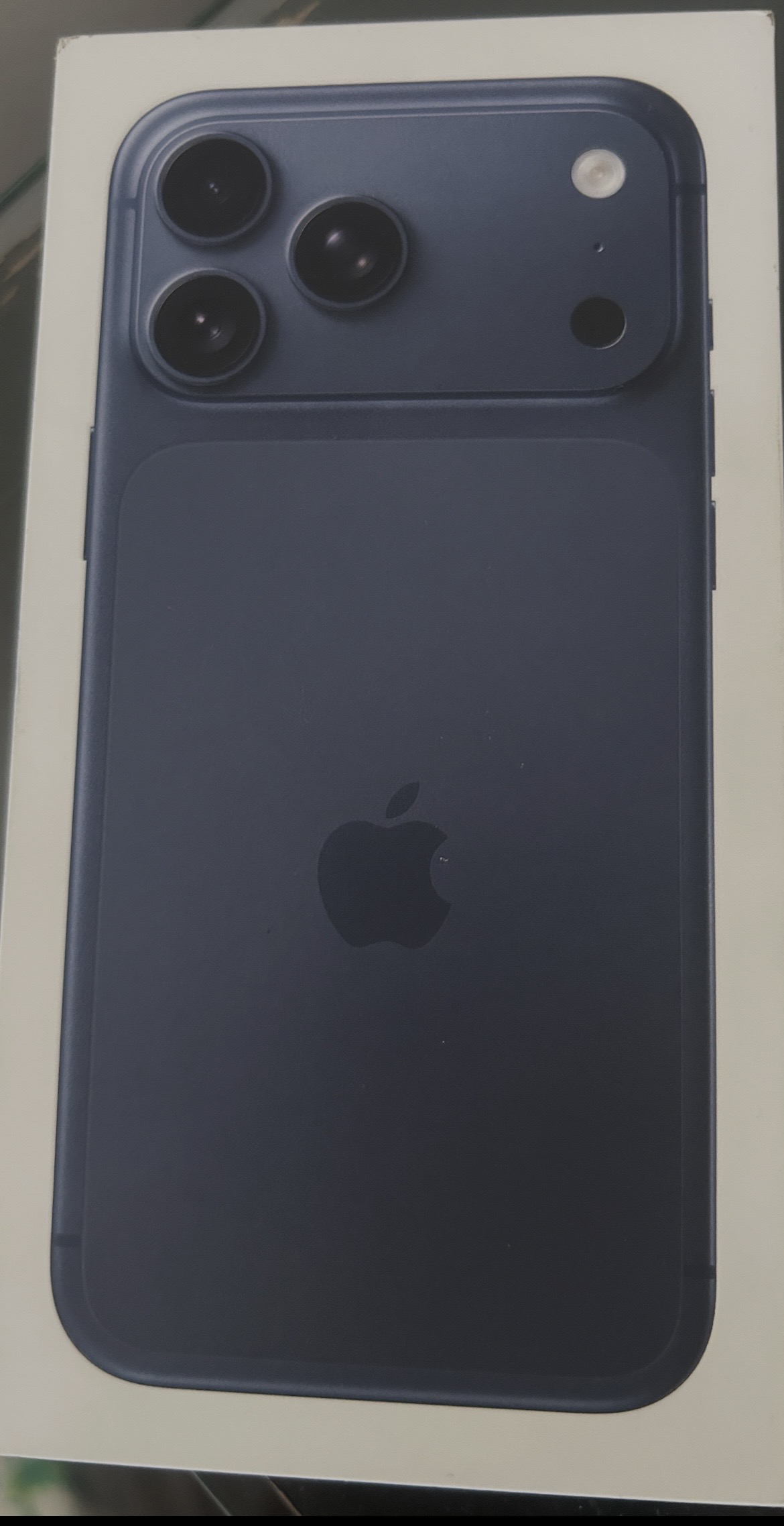 I phone 17 pro max 256g blue