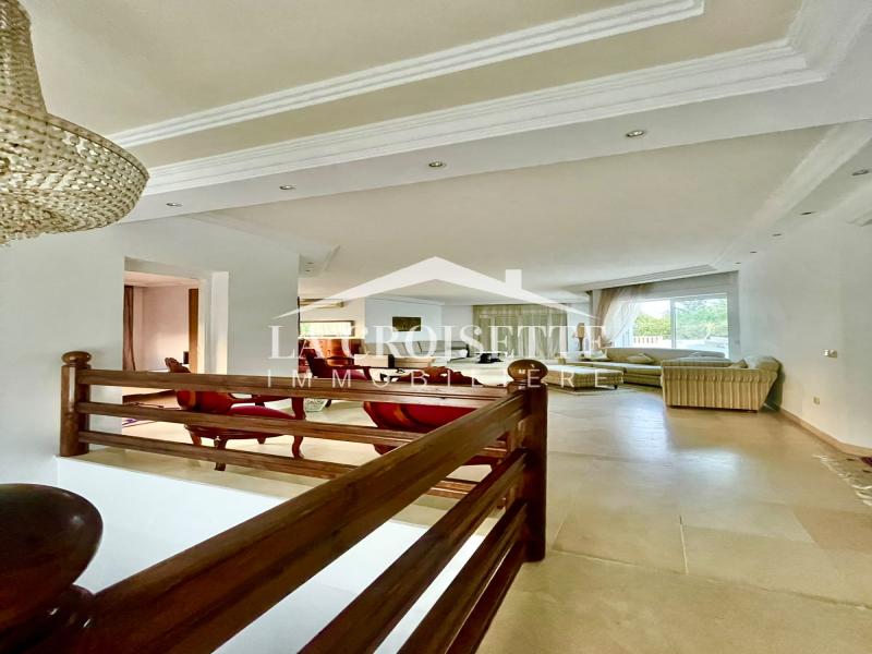 Etage de villa s3 meublé à la soukra mel0601