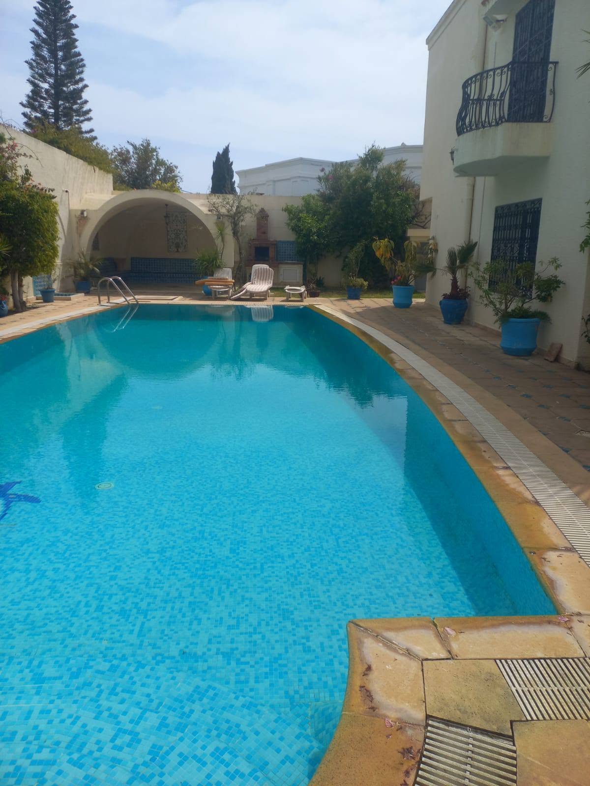 Belle villa vue mer à gammarth sup