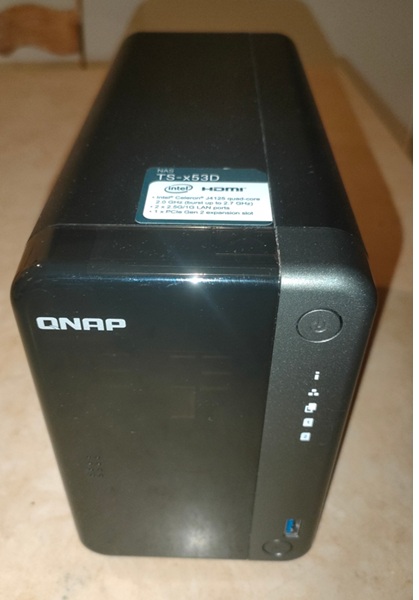 Serveur ns qnap ts 253d 4g 2 baies