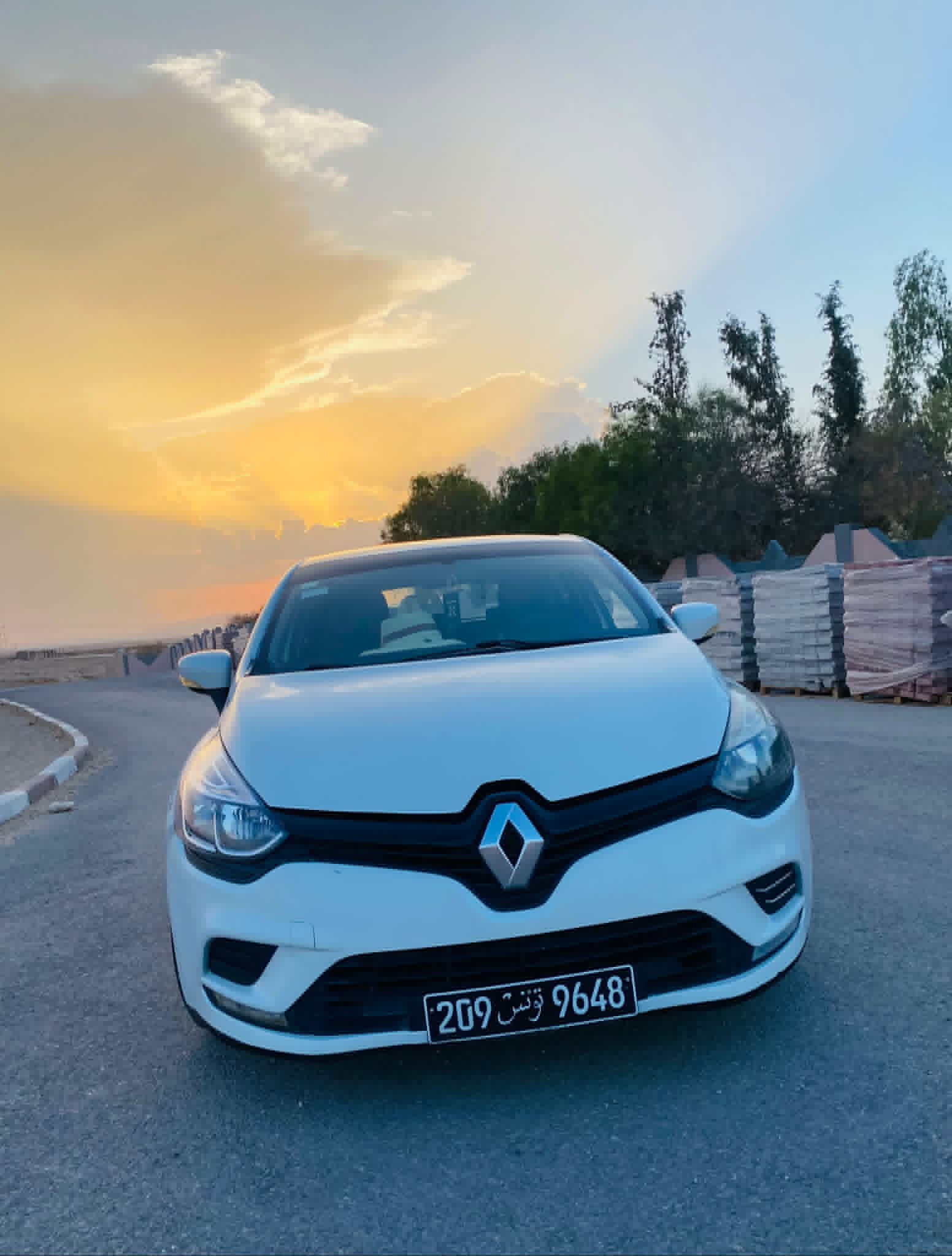 Renault clio 4 en bon état