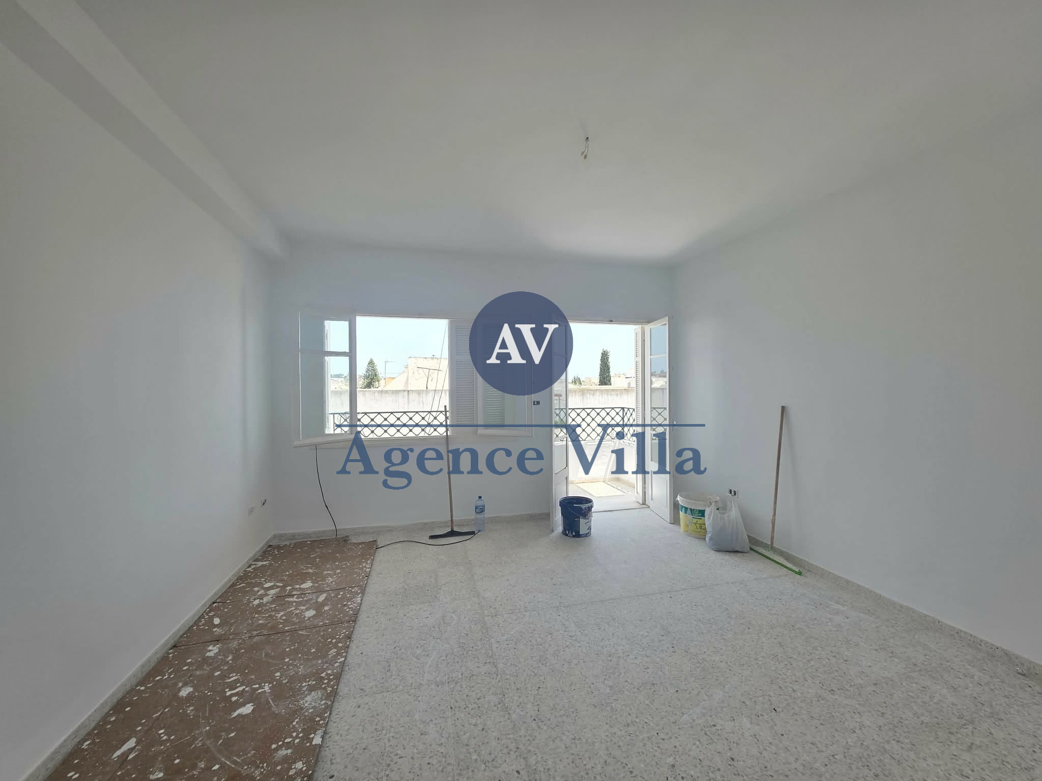 Appartement s1 avec balcon à la marsa