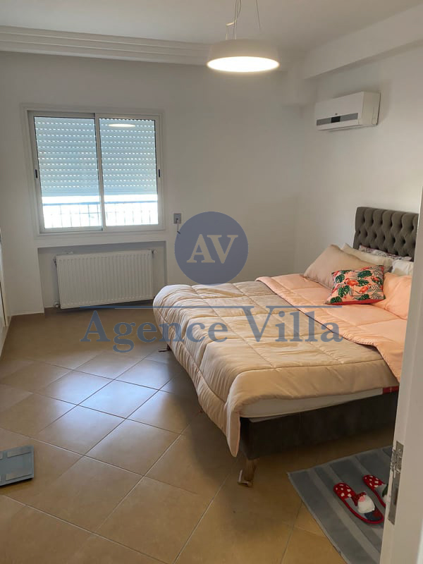 Appartement s3 avec balcon aux jardins de carthage