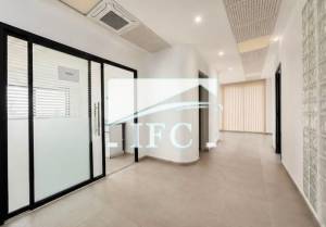 Bureau en 4 espaces 200 m cite ref2366a