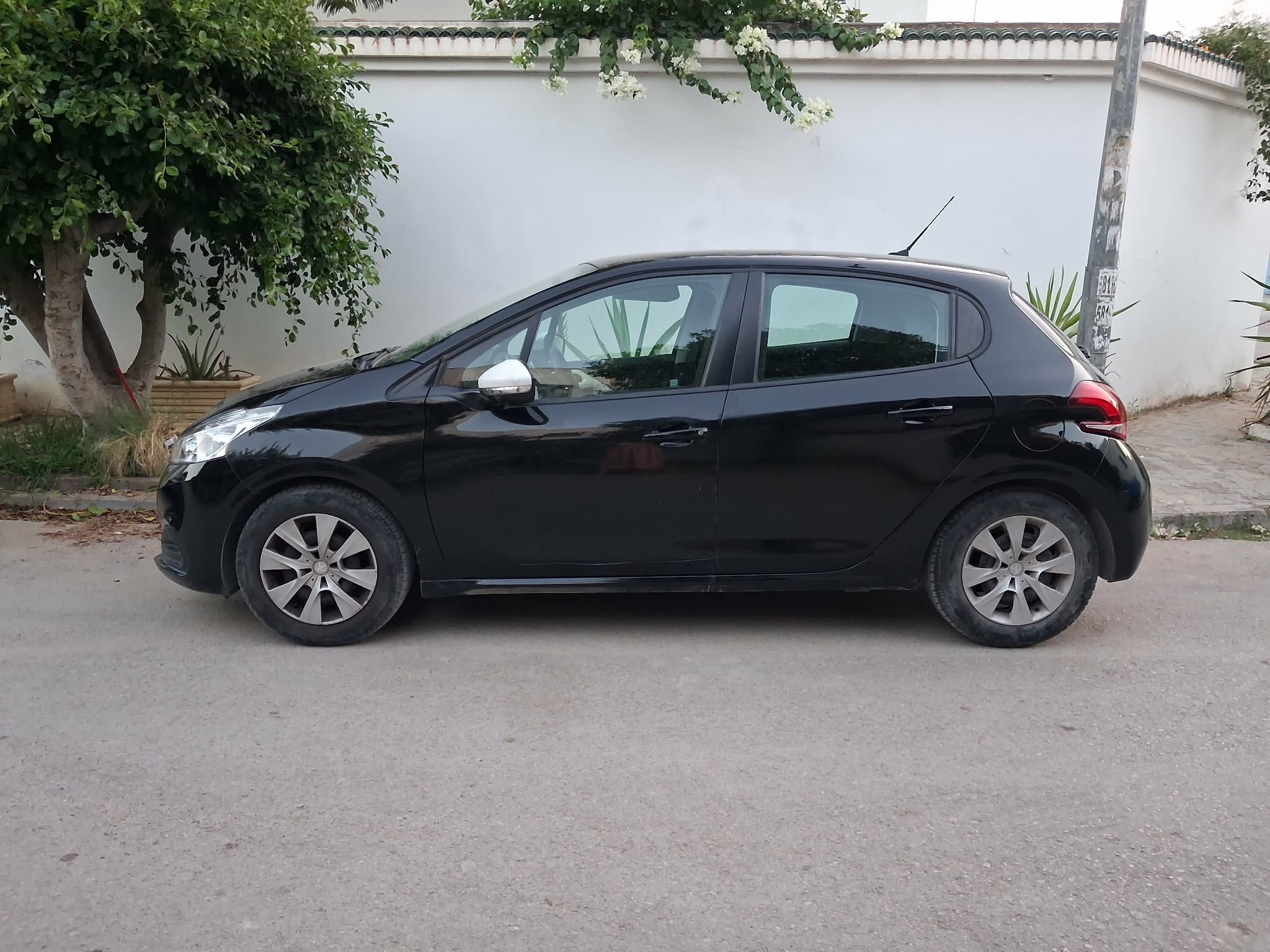 Peugoet 208