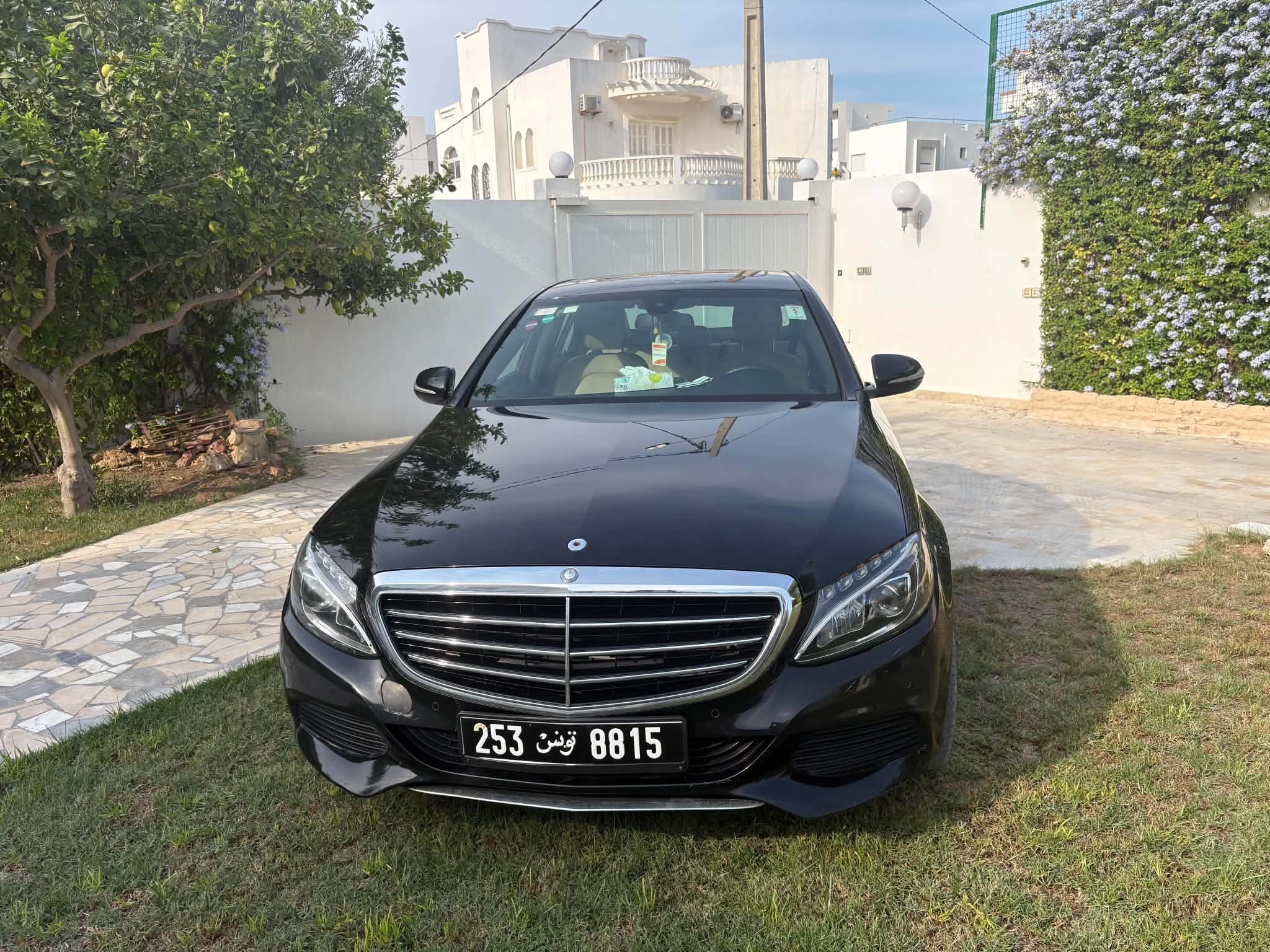 Mercedes c180 essence automatique très bon état