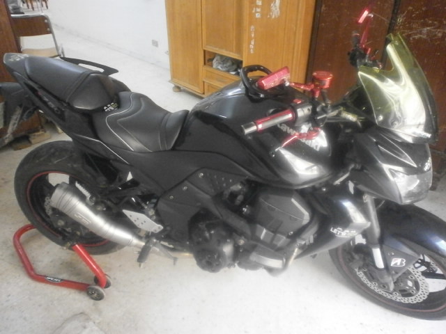 Moto kawasaki z 750 model 2010