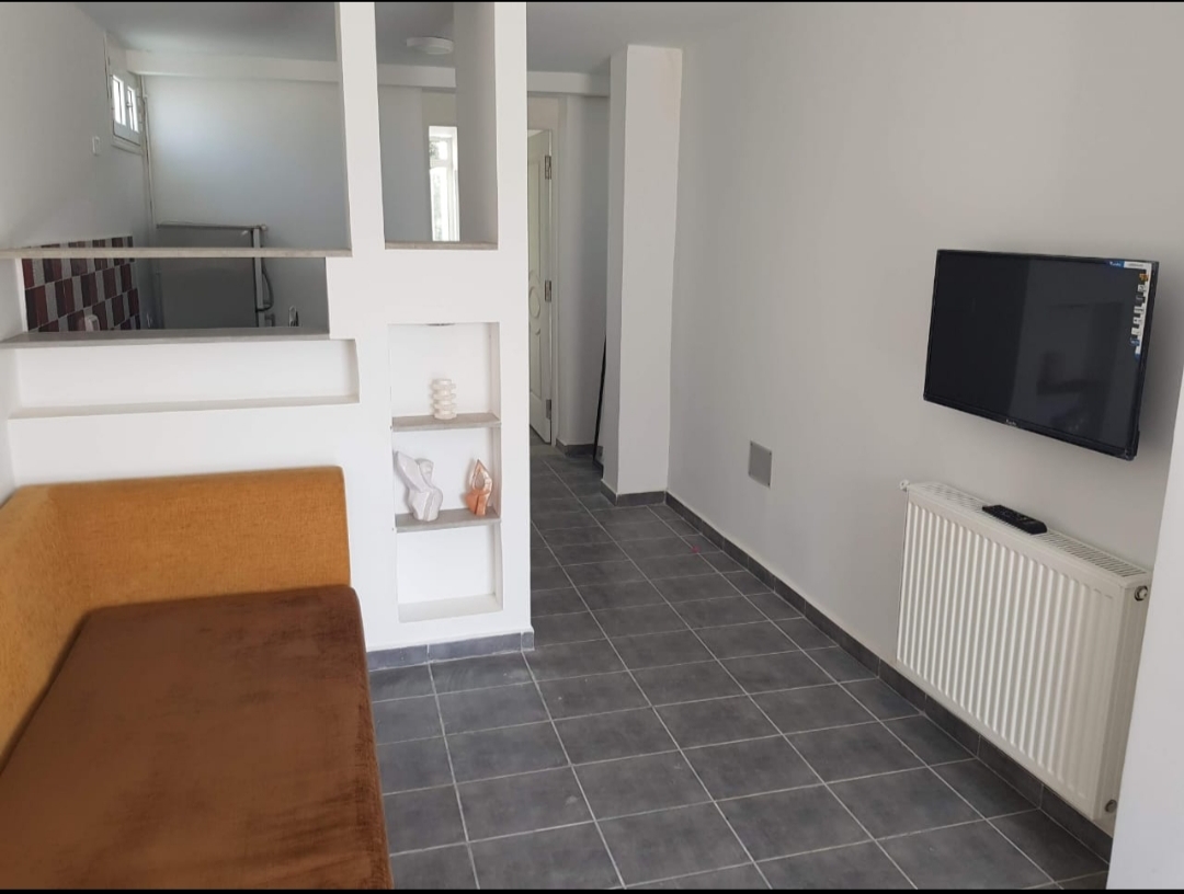 S1 meuble avec jardin a la soukra