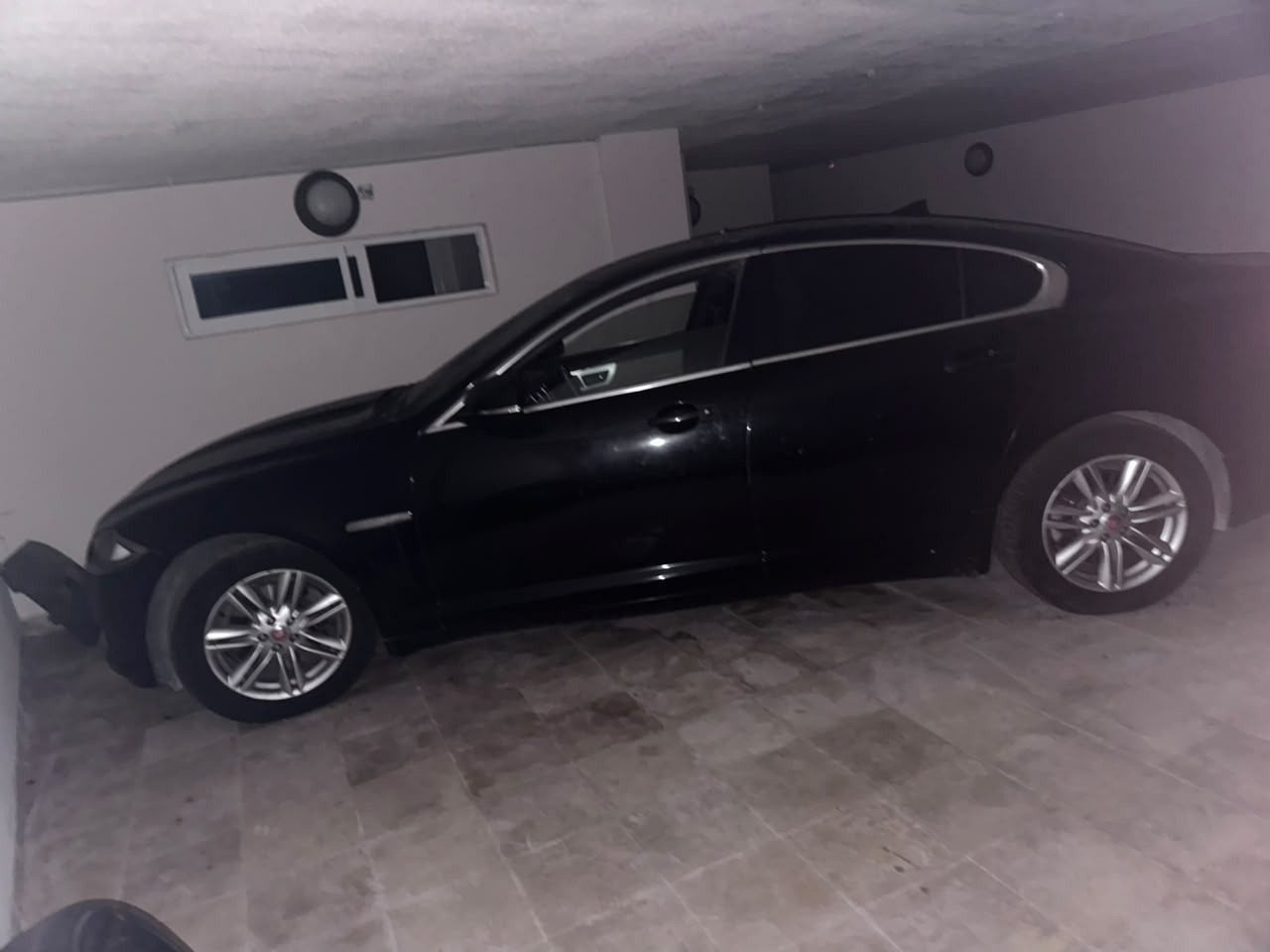 Jaguar xf 2014 idéal expat diplomate plaques rs