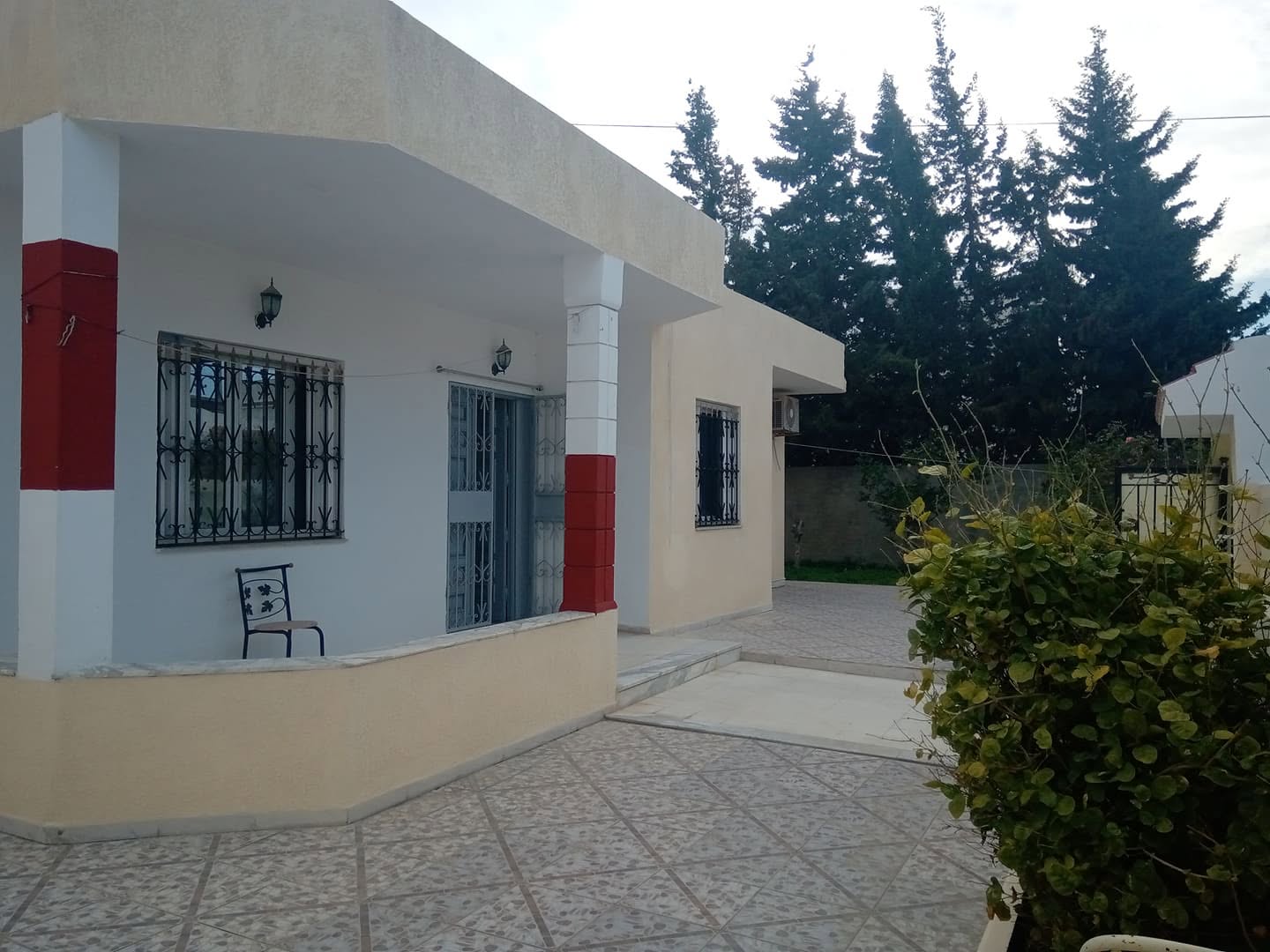 Une agréable maison indépendante corniche bizerte