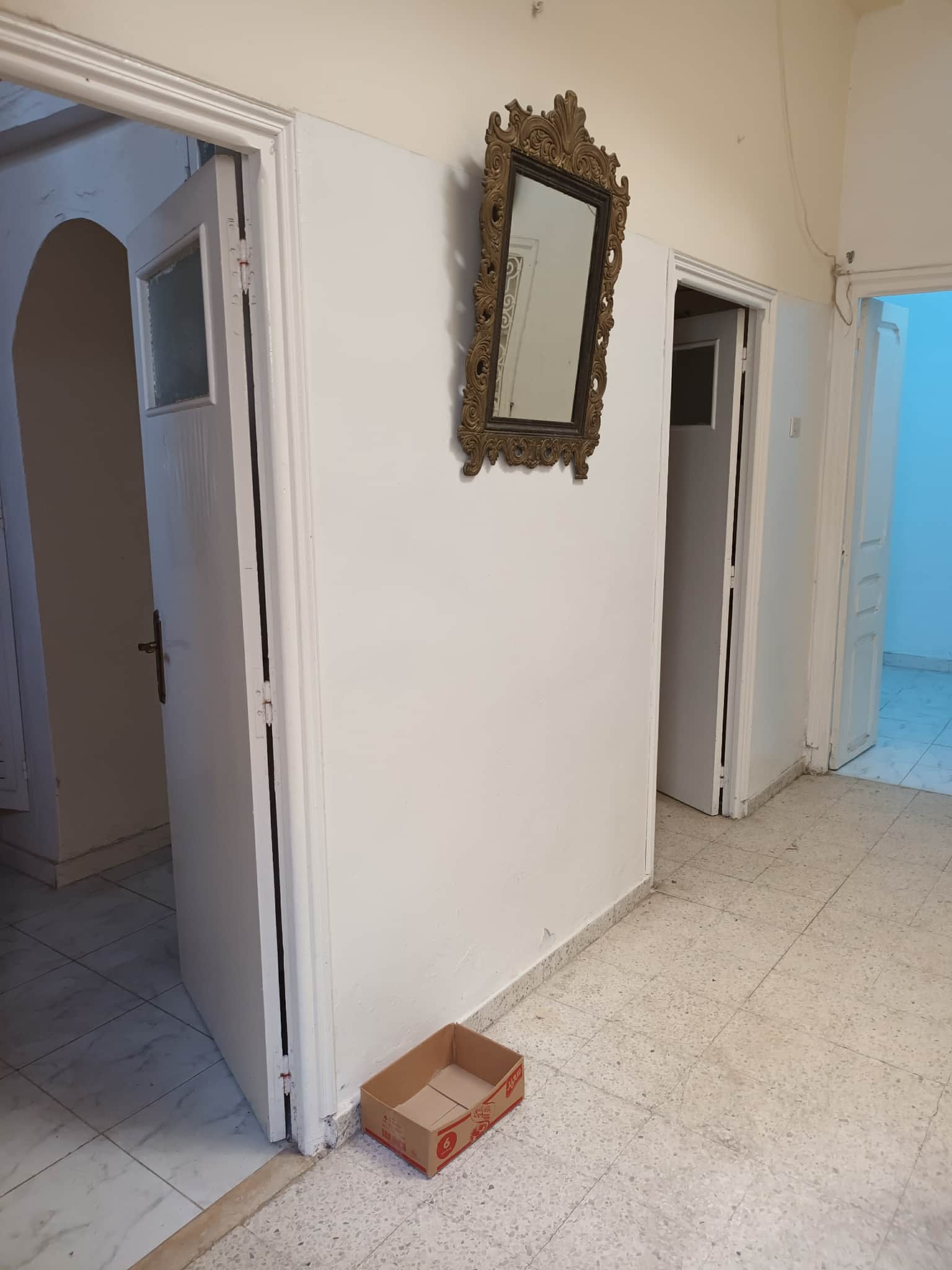 Une maison a deux niveau au centre ville bizerte