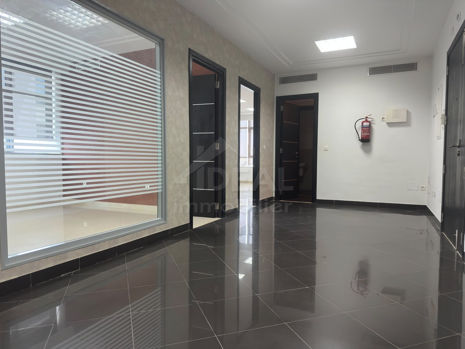 Al bureau a2 lac 1