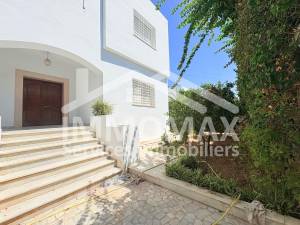 A une villa a el menzah 7 ref202a