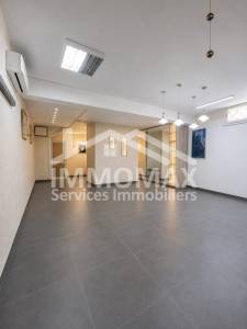 A un duplex a usage bureautique a ref207a