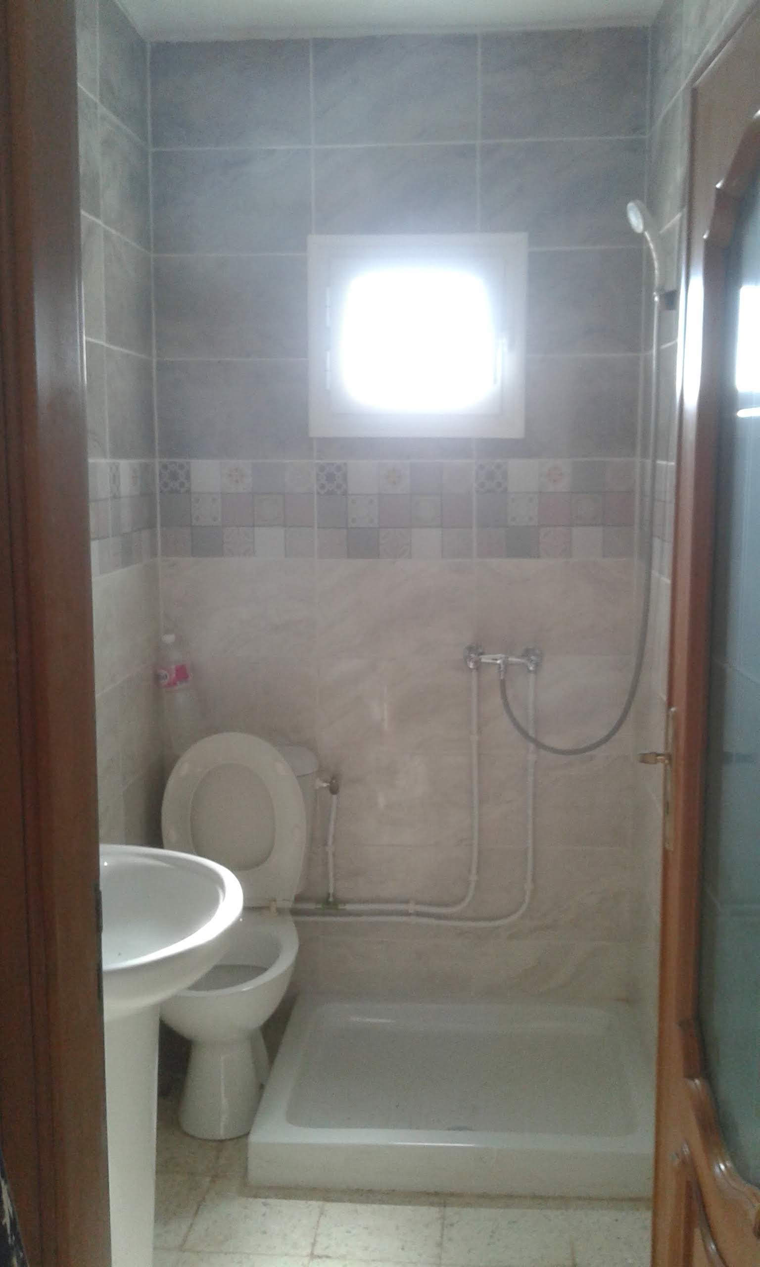 Appartement à nour jaafar cité snit
