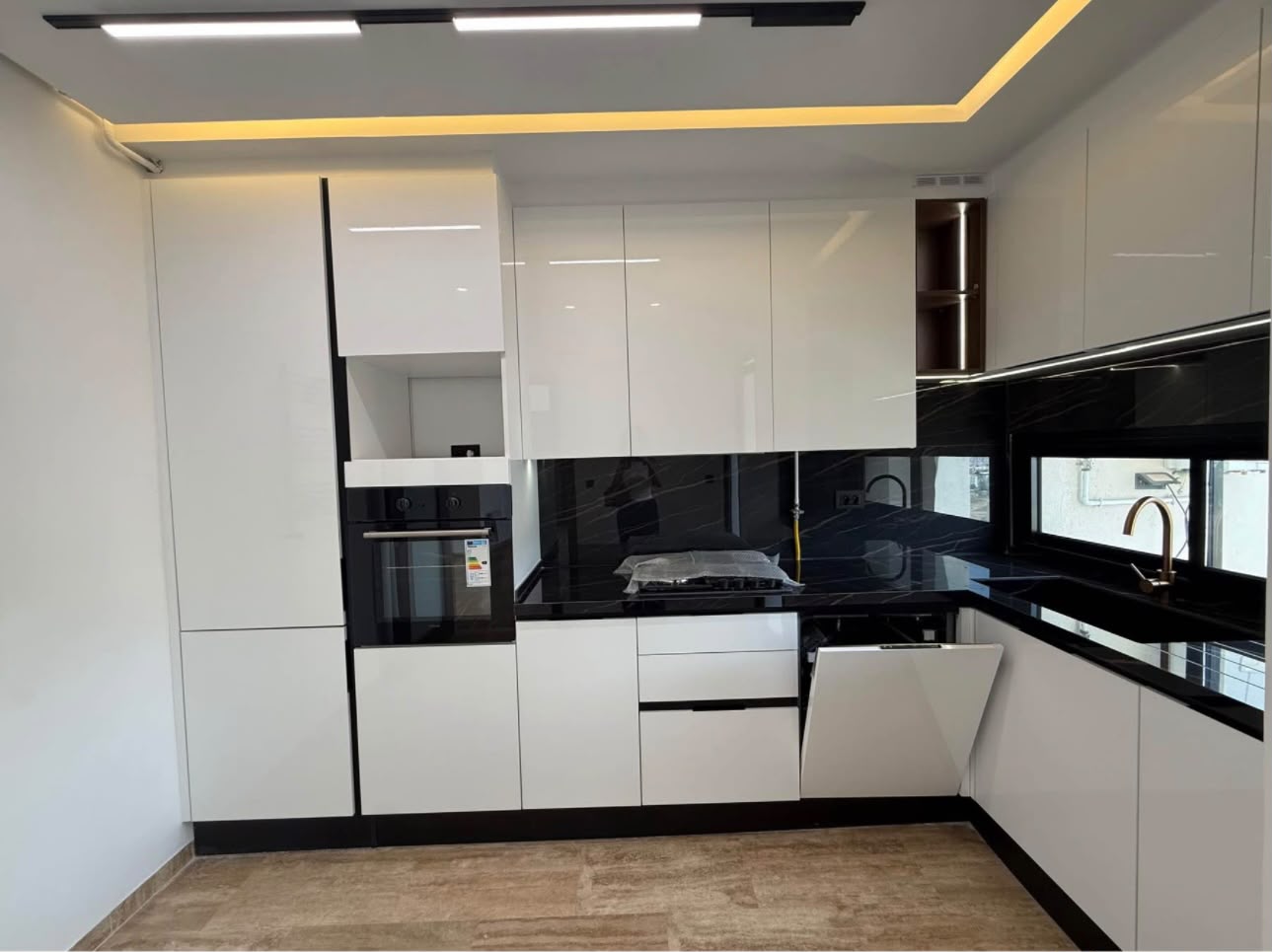 Appartement s2 hs à menzah 9c