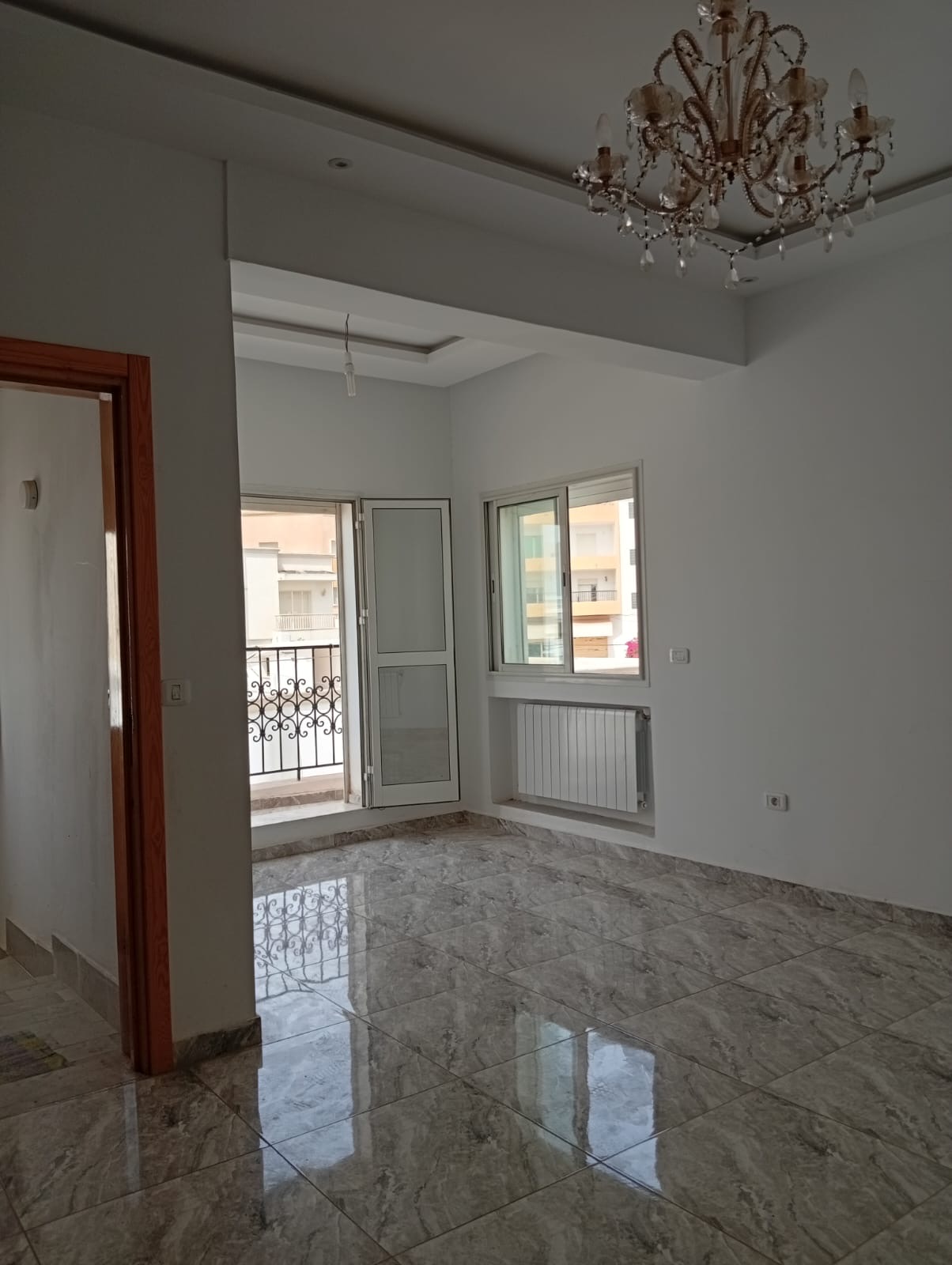 Un étage de villa s3 à jardins menzah 2