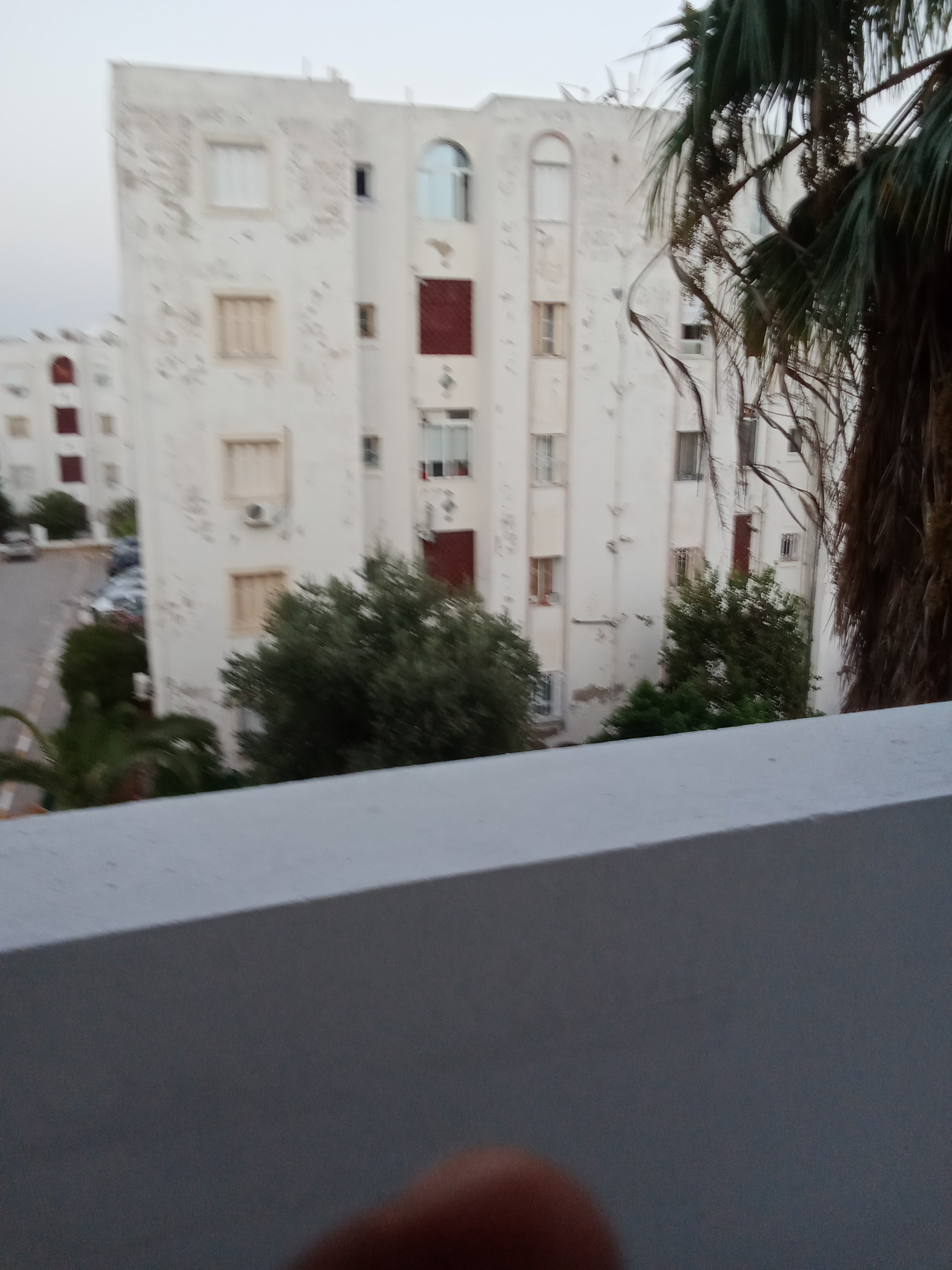 Appt 4 pièces mourouj 1 libre
