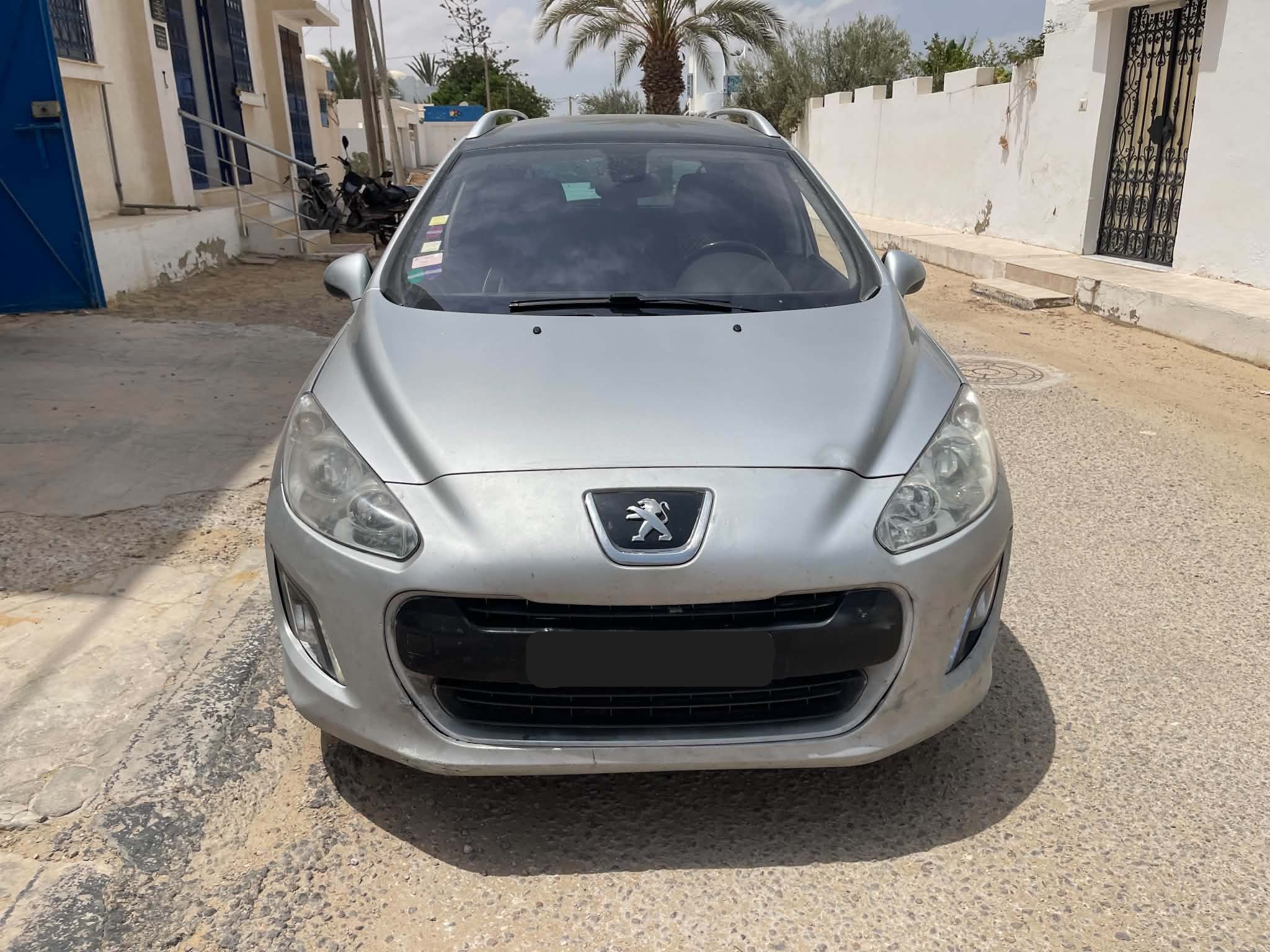Peugeot 308sw propre bien entretenue très bon état