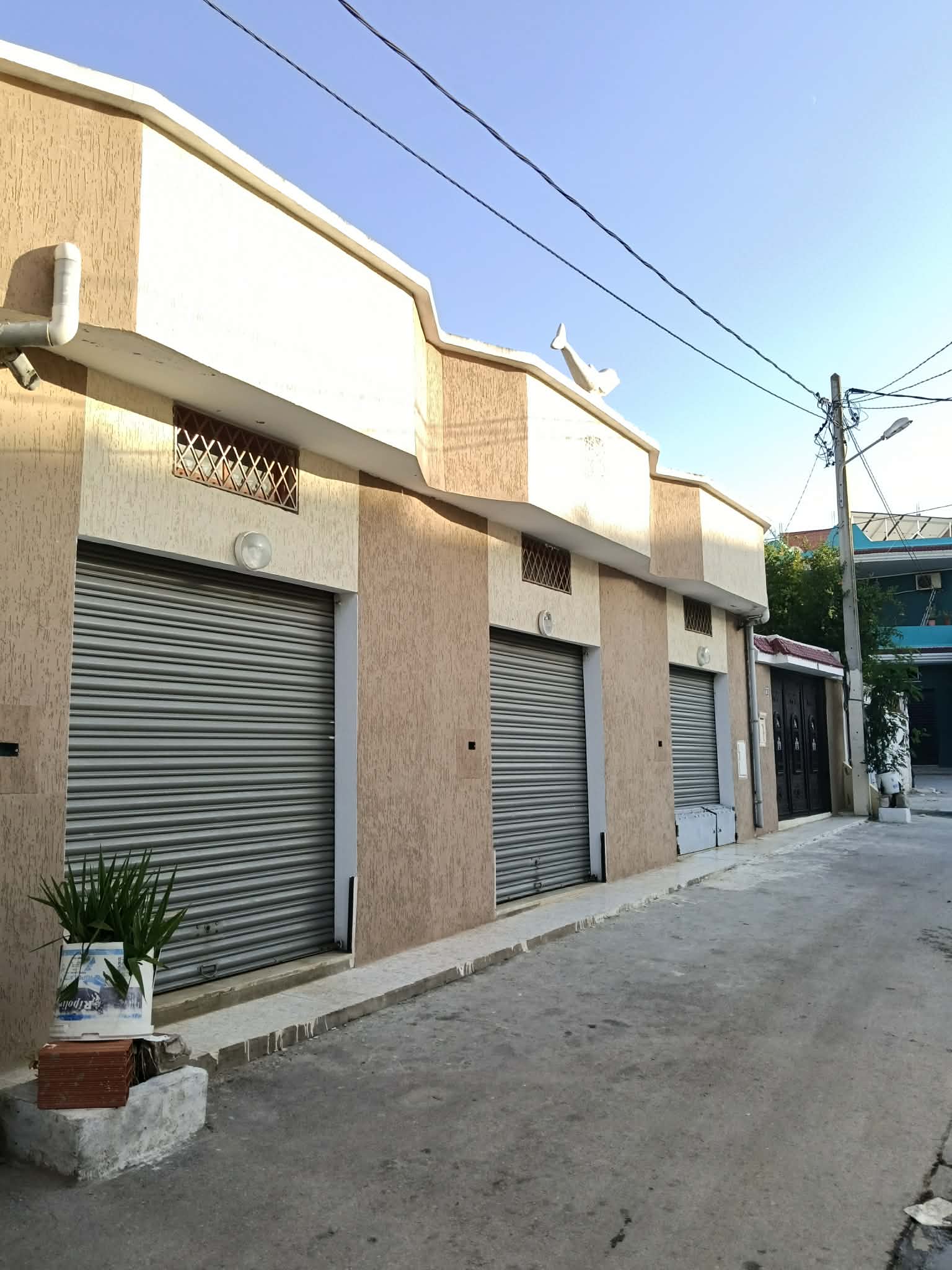 Maison et garage