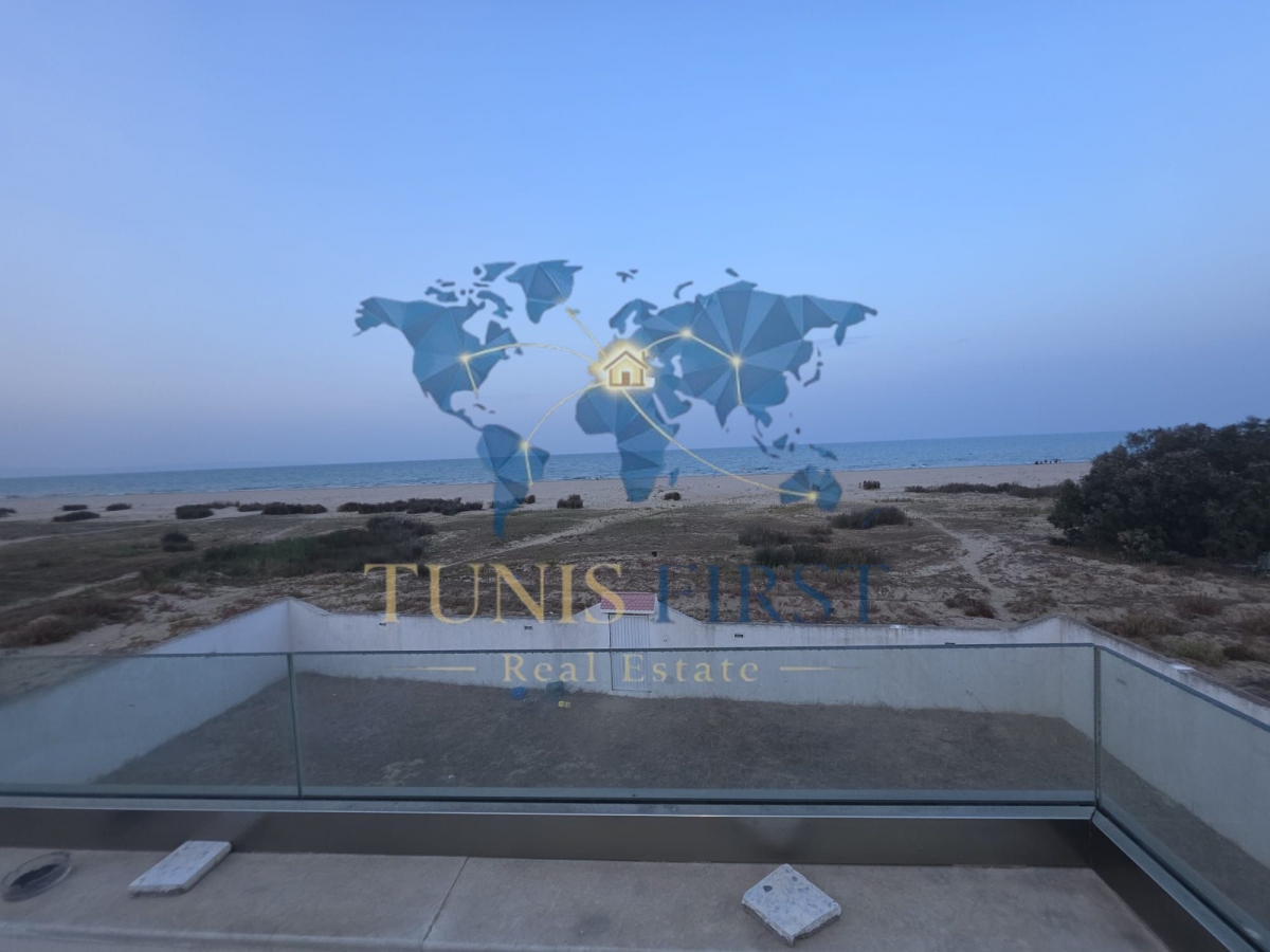 Villa pied dans l'eau a raoued