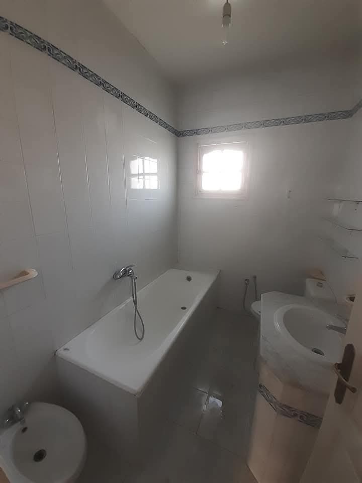 Etage de villa s plus 3 à el manzah 5 wb1548