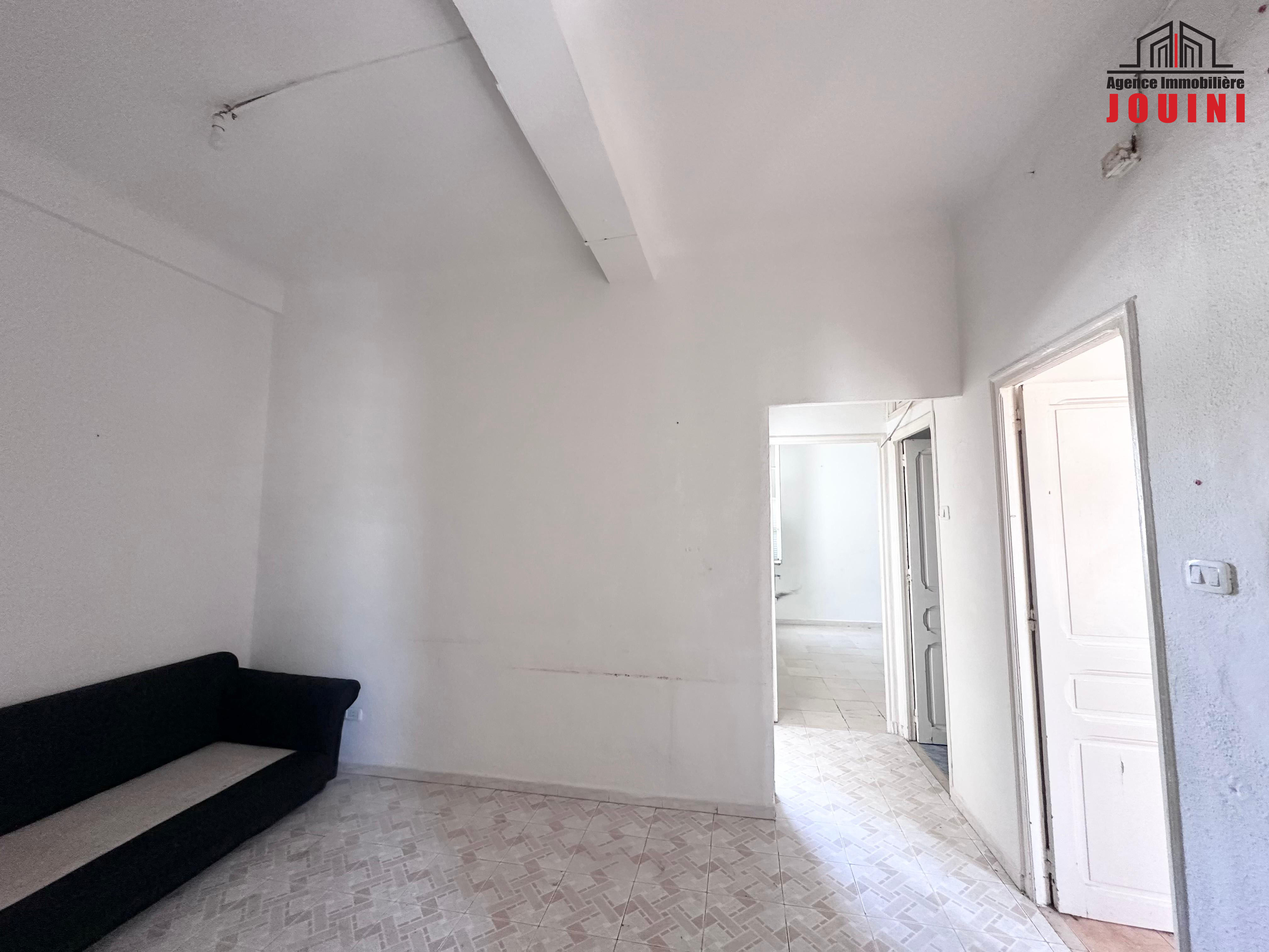 Appartement s2 au centre ville de tunis