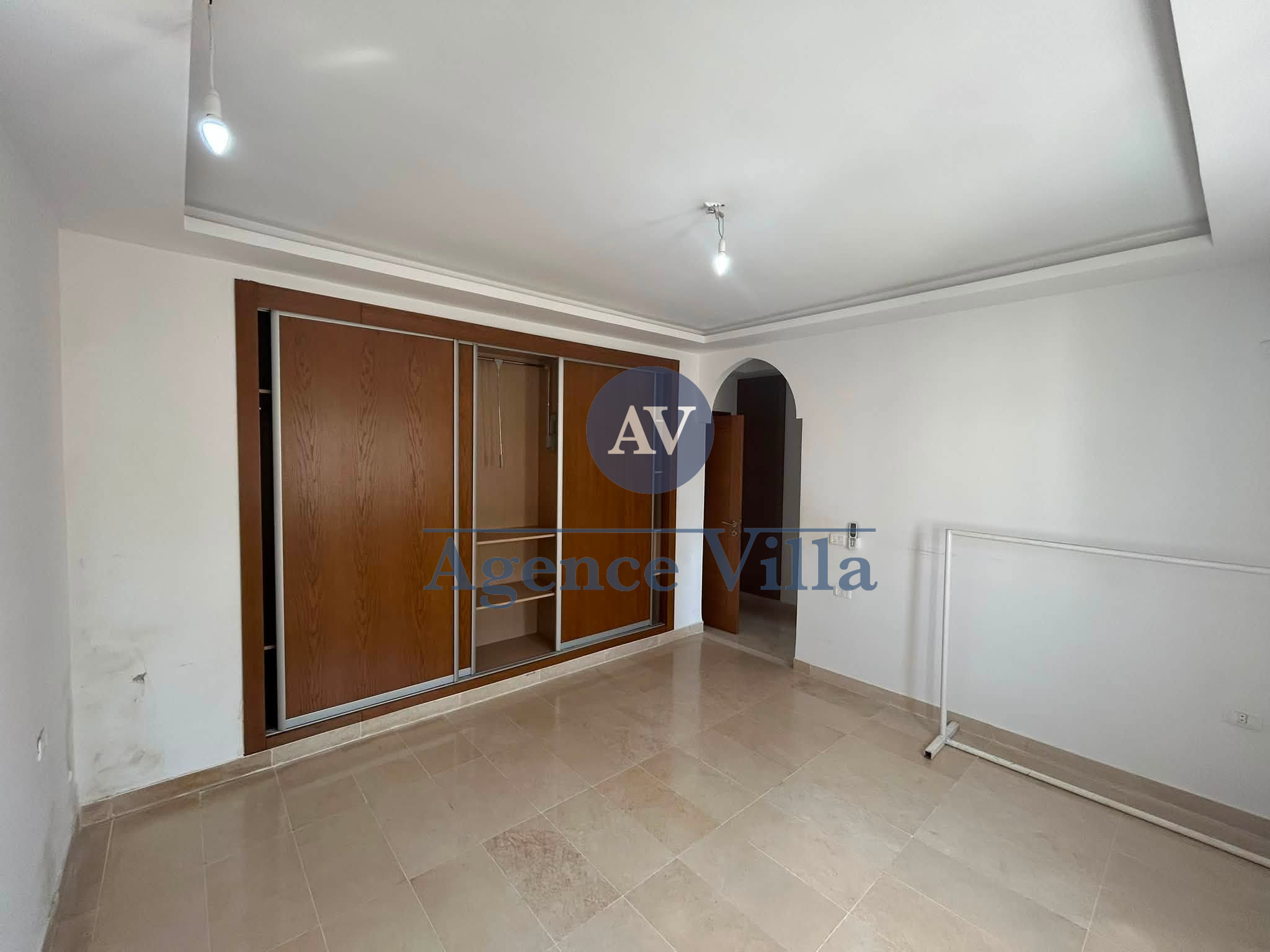 Etage de villa s4 à la marsa