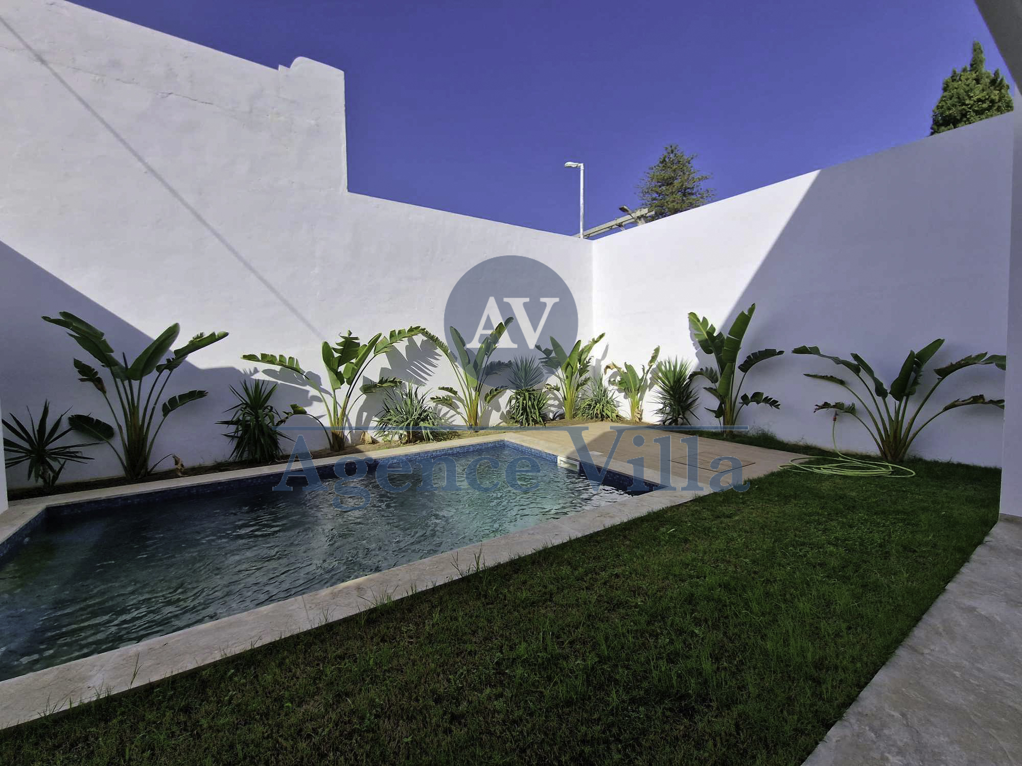 Une superbe villa s4 avec piscine à carthage