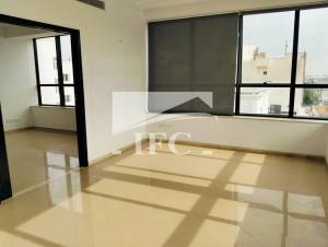 Bureau en 5 espaces143mlac ref2095a