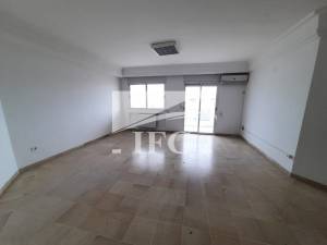 Bureau en 4 espaces 160m lac 1 ref1175a