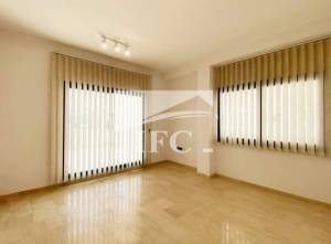 Bureau en 4 espaces 100m lac 1 ref1497a