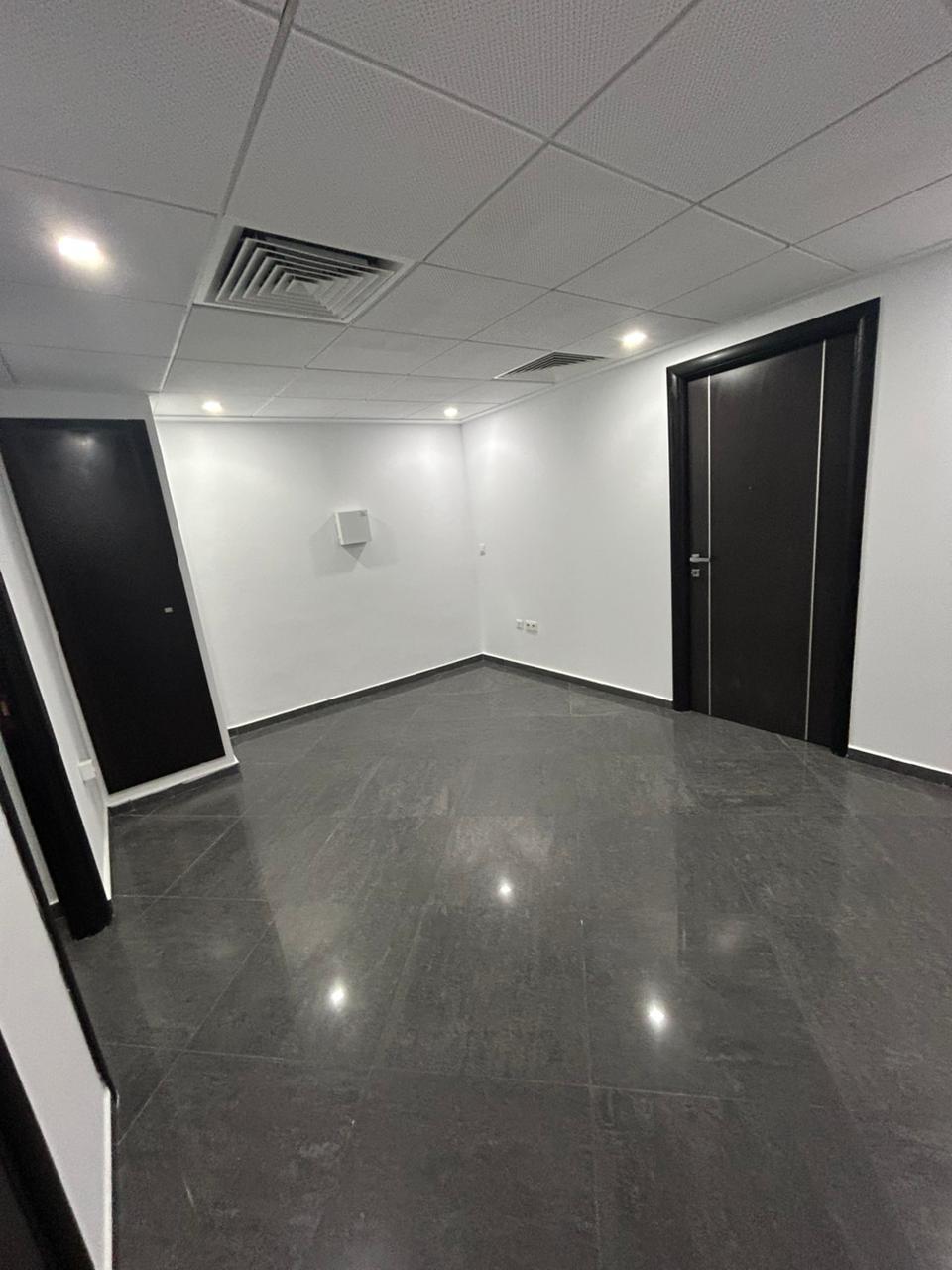 Bureau h plus 3 au centre urbain nord