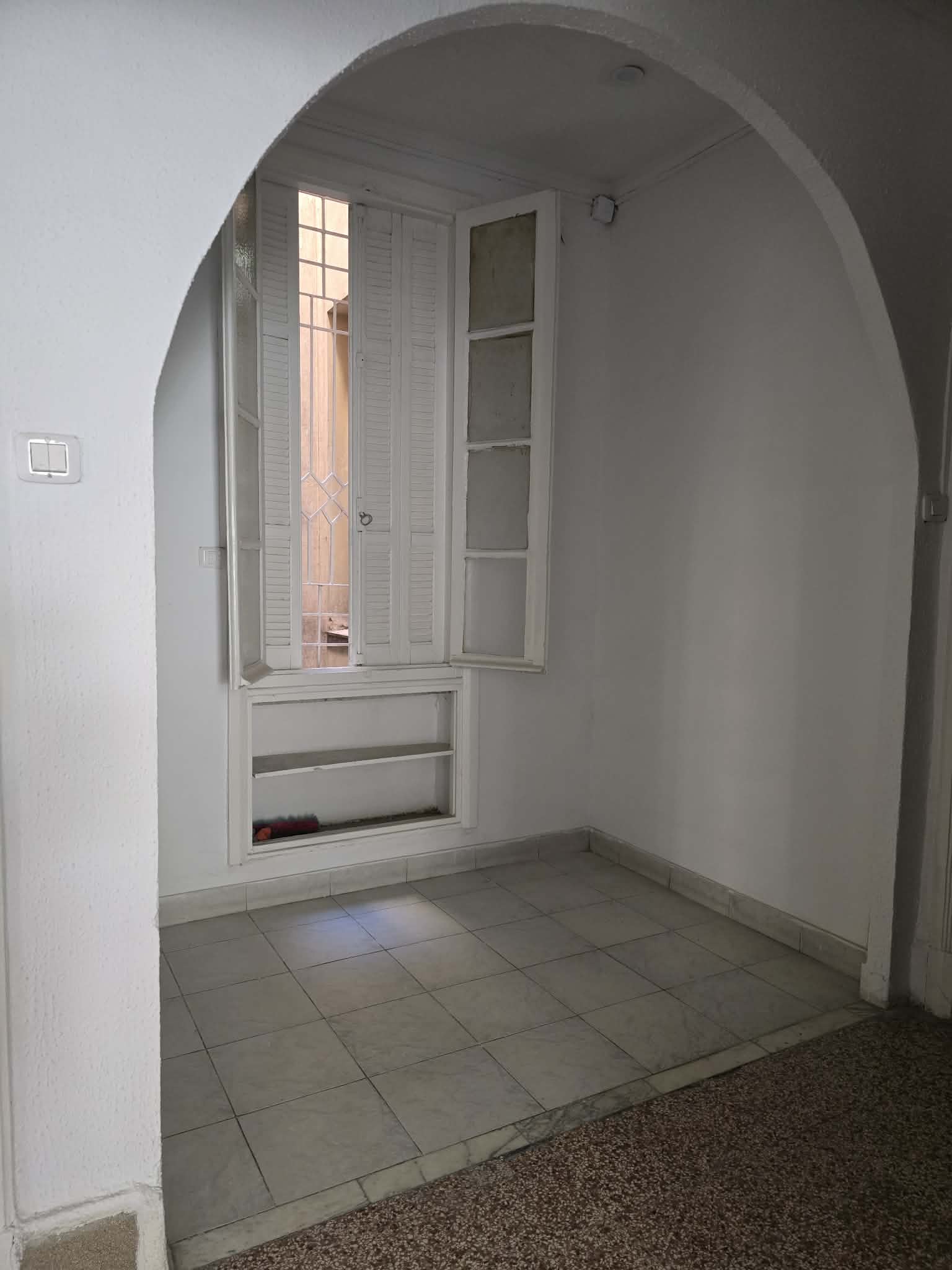 Bureau à rue de palestine tunis