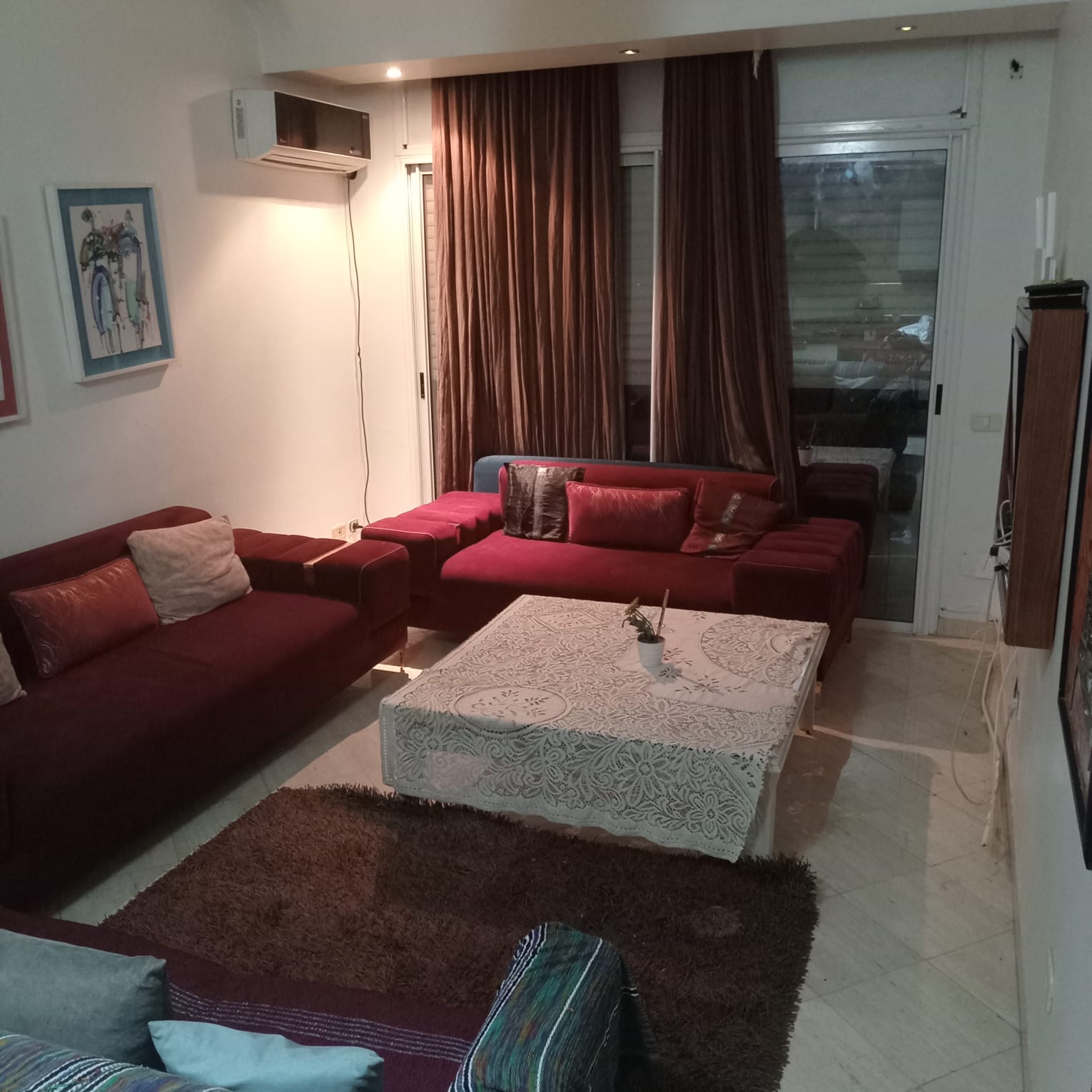 Joli s1 meublé avec grande terrasse à ennasr 2