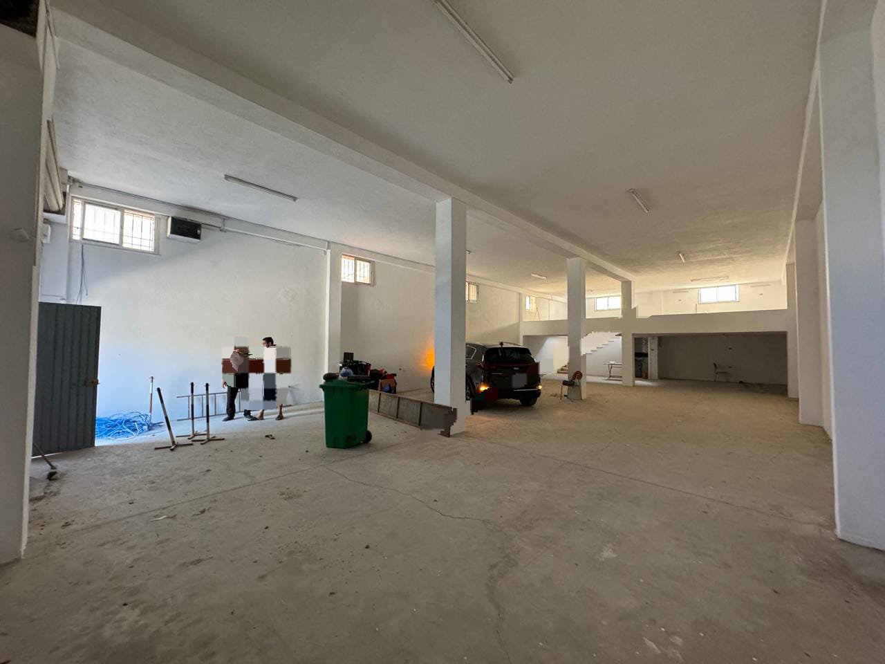 Joli depot 250 m2 à bhar lazreg la marsa