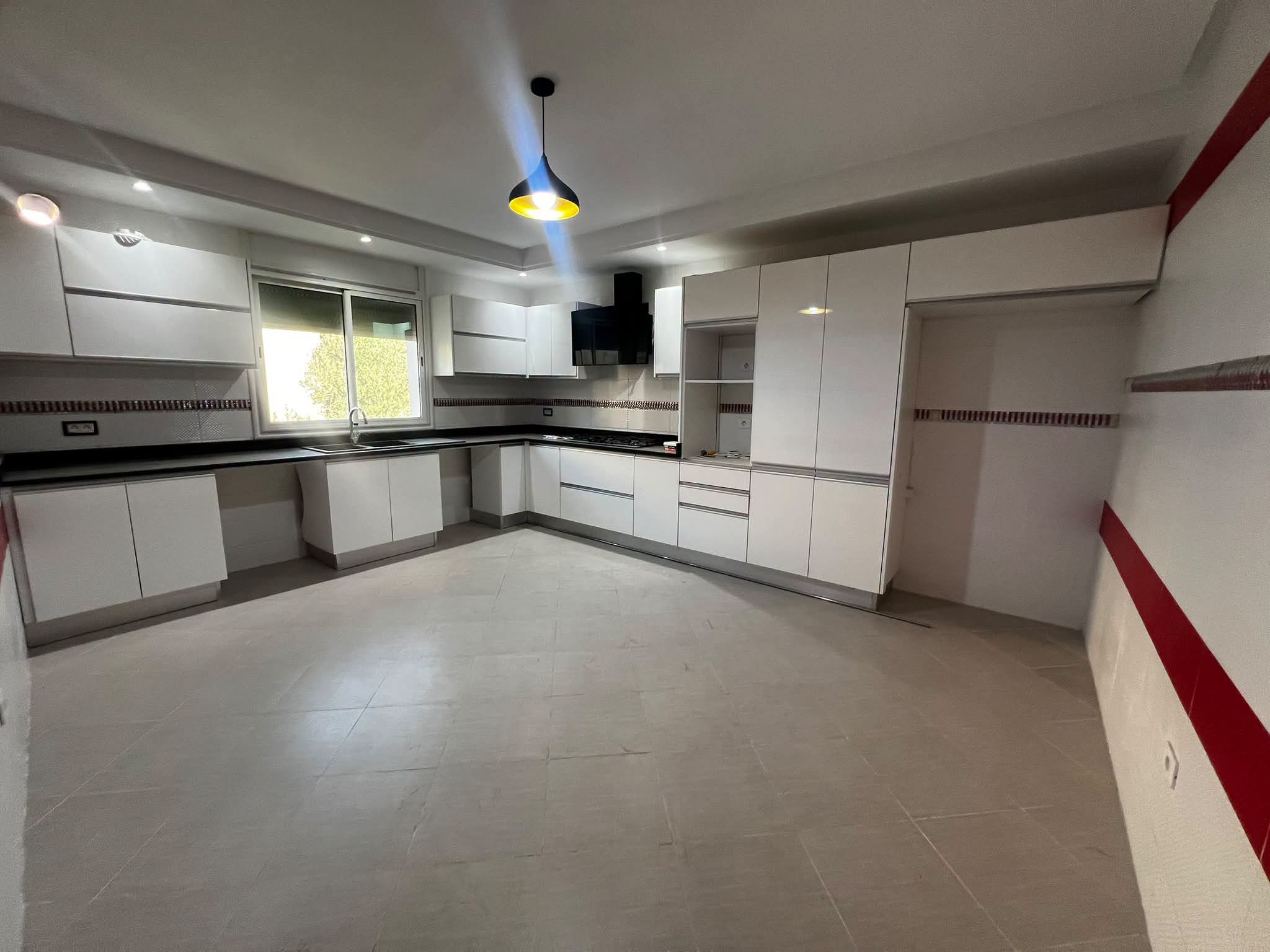Etage s3 ennkhilete 1400d