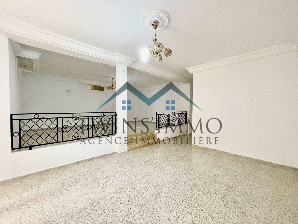 Rez de chaussée de villa s2 à la marsa