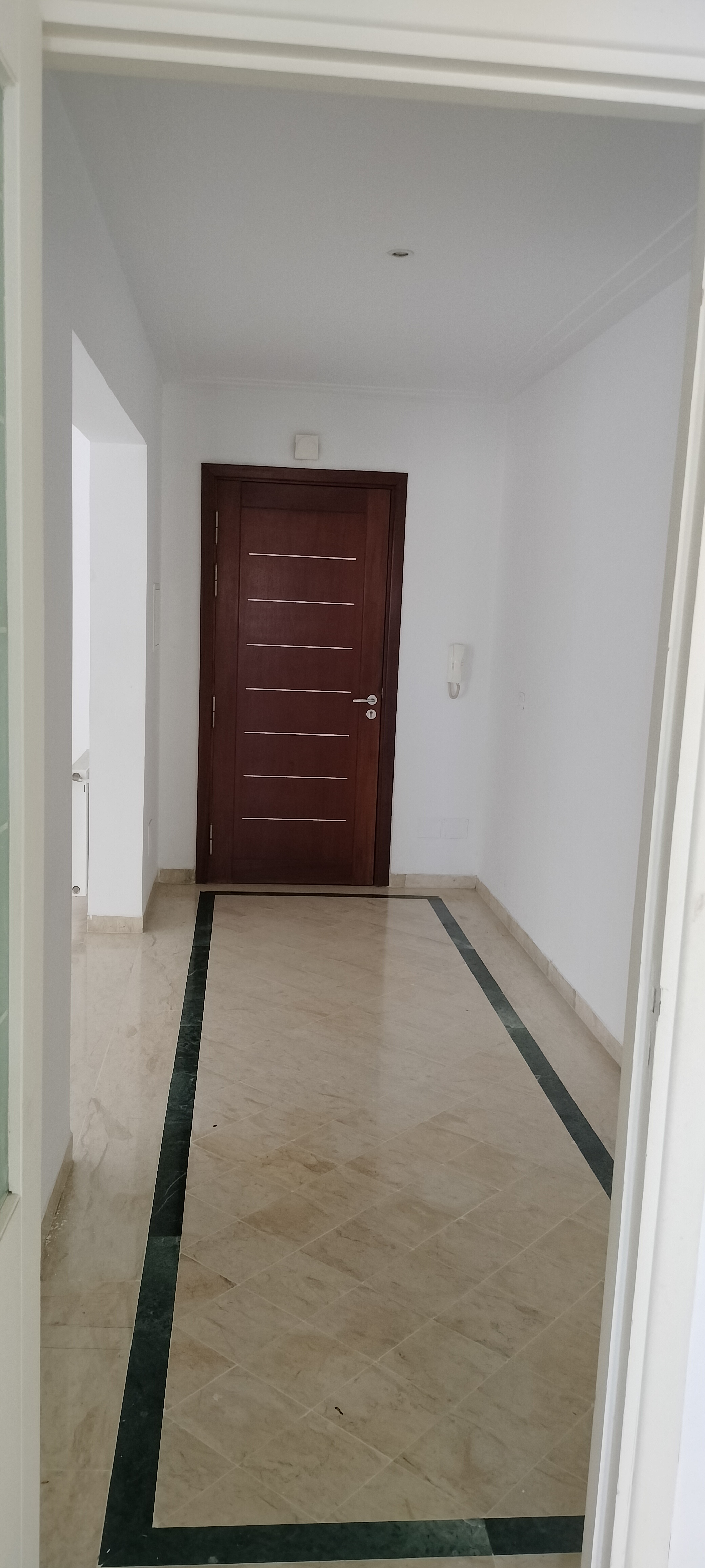 Jolie appart s3 jardin menzeh 2 avec parking